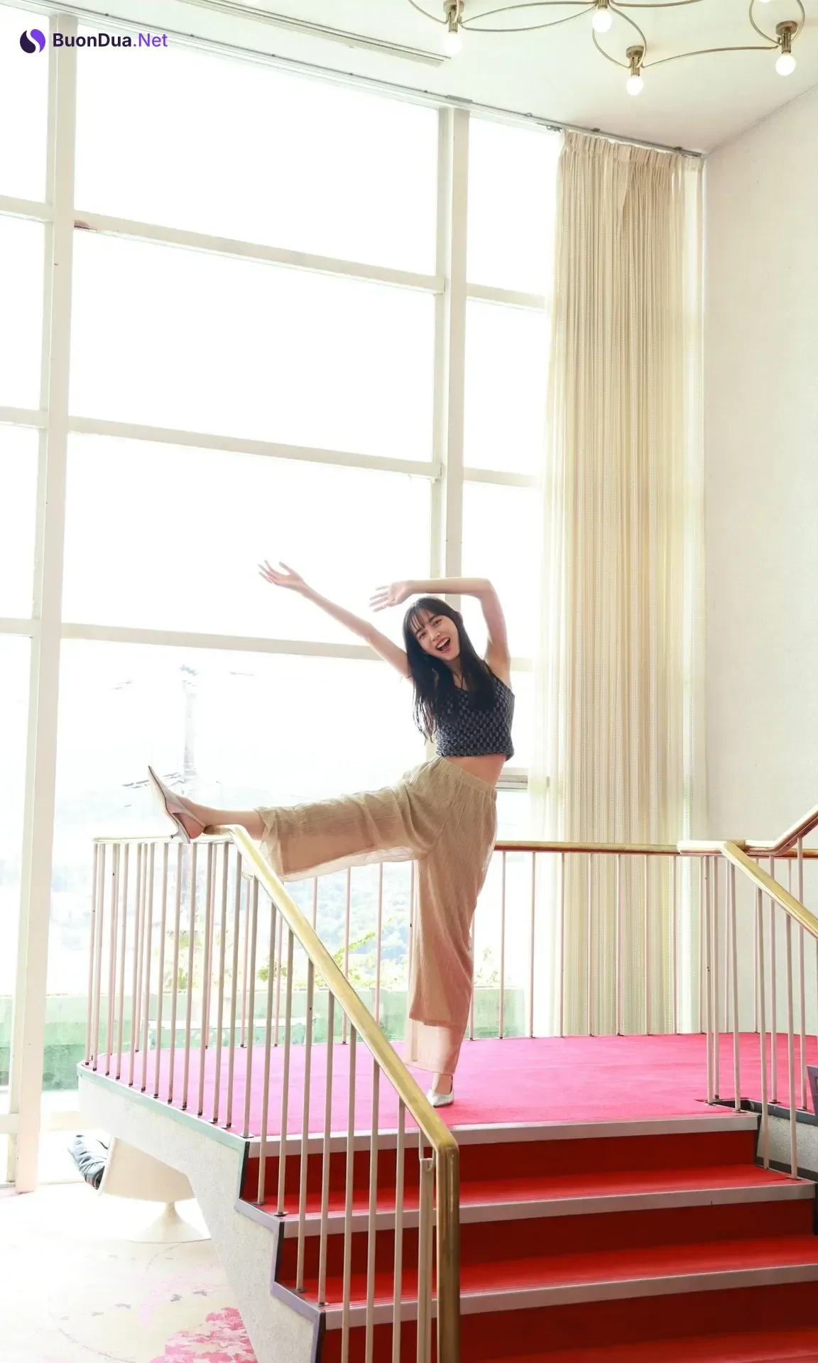 Hiroe Igeta 井桁弘恵, デジタル写真集 「BE{Free}」 Set.02 - Photo 2
