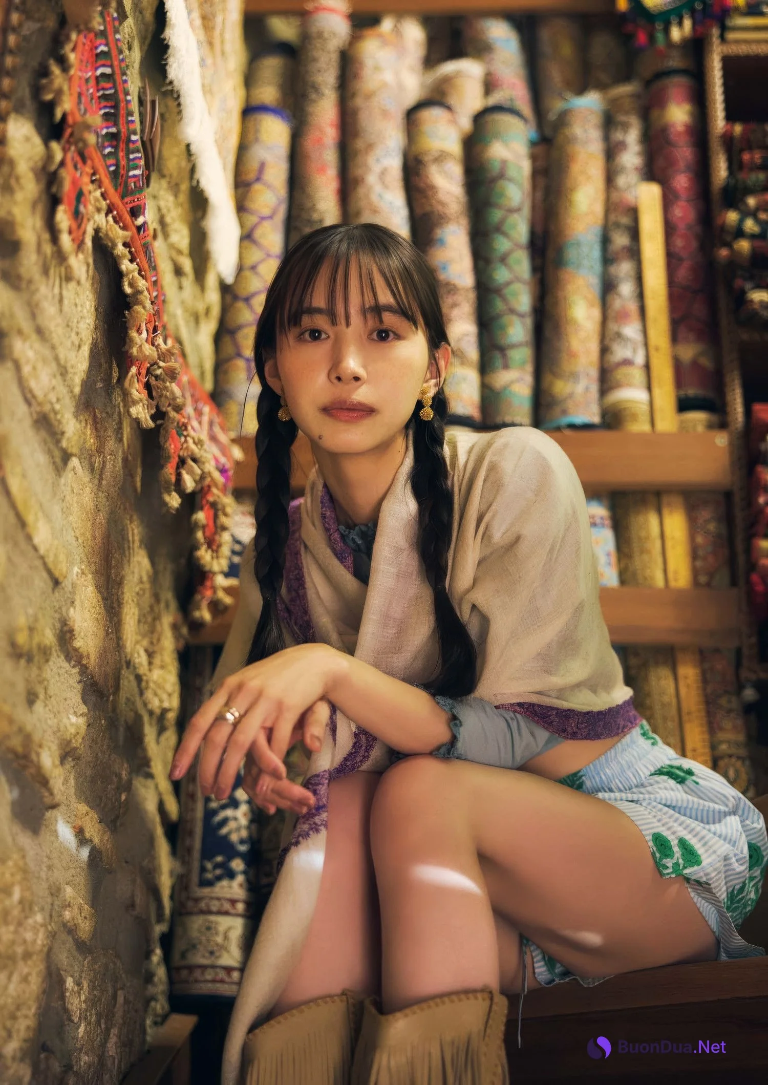 Hiroe Igeta 井桁弘恵, Big Comic Spirits 2025 No.10 (ビッグコミックスピリッツ 2025年10号) - Photo 16