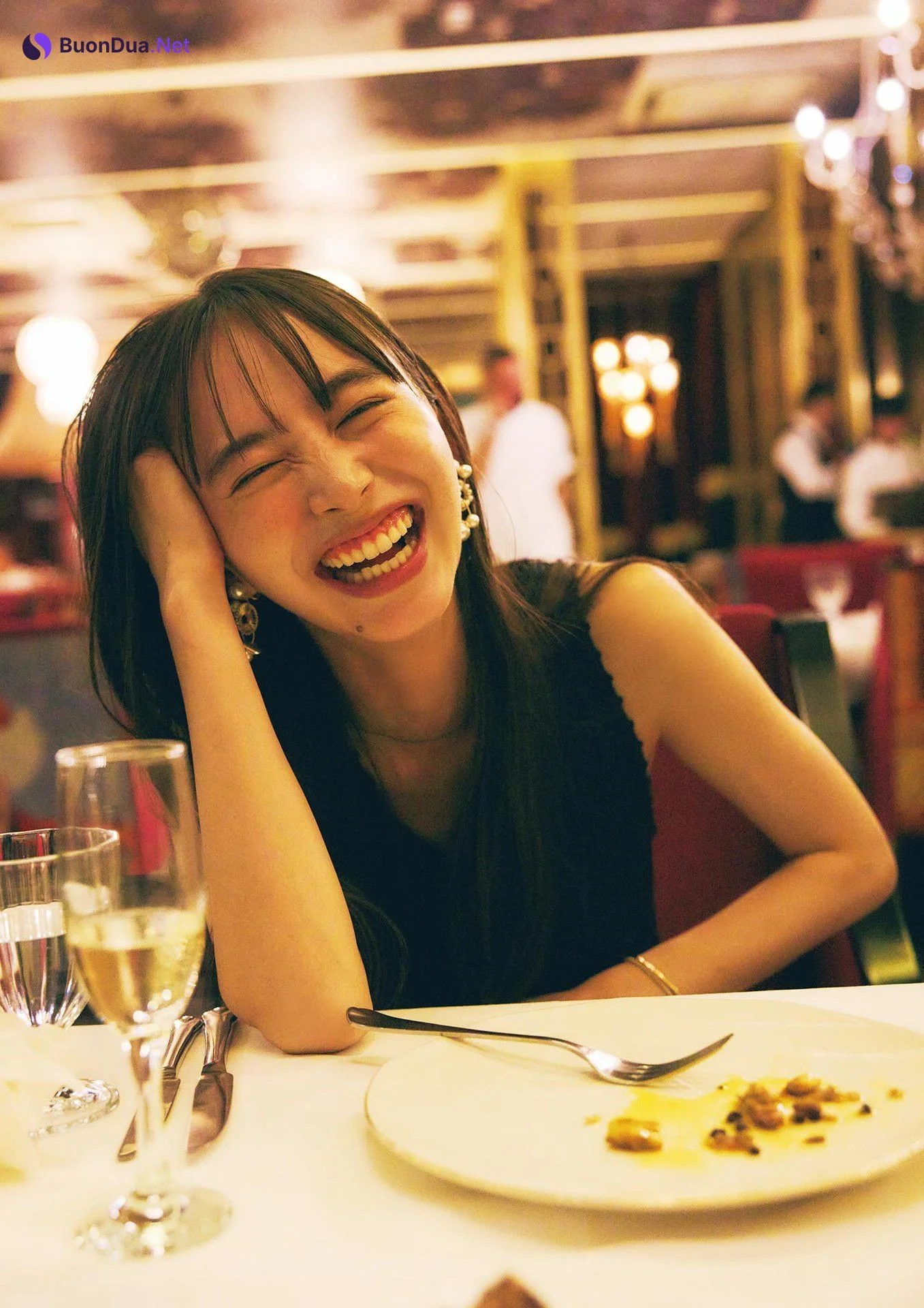 Hiroe Igeta 井桁弘恵, 写真集 「つかのま」 Set.03 - Photo 15