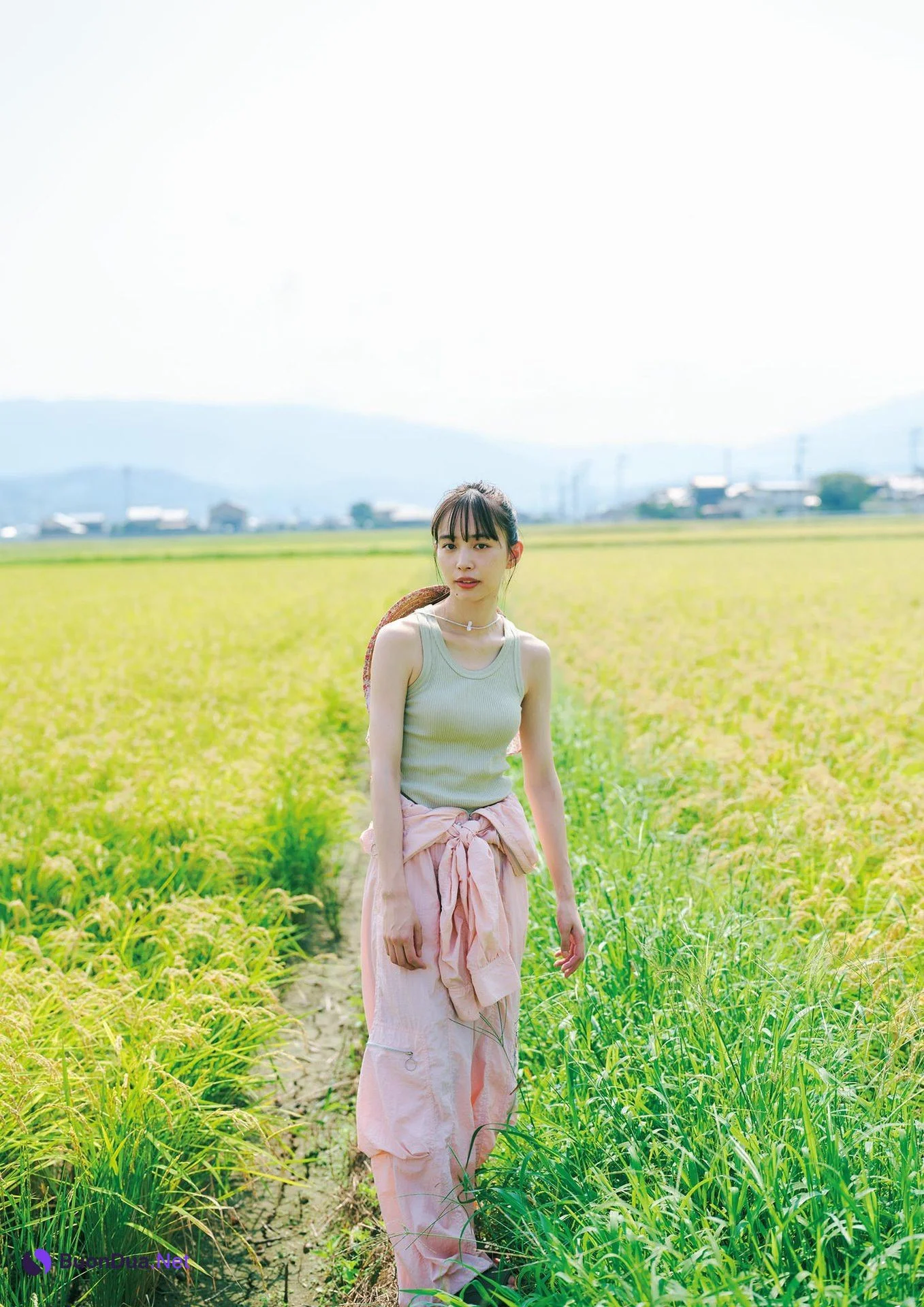 Hiroe Igeta 井桁弘恵, 写真集 「つかのま」 Set.05 - Photo 13