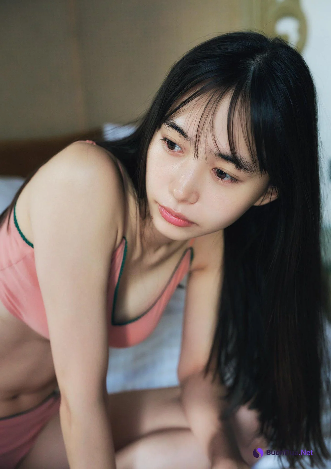 Hiroe Igeta 井桁弘恵, 写真集 「つかのま」 Set.05 - Photo 16