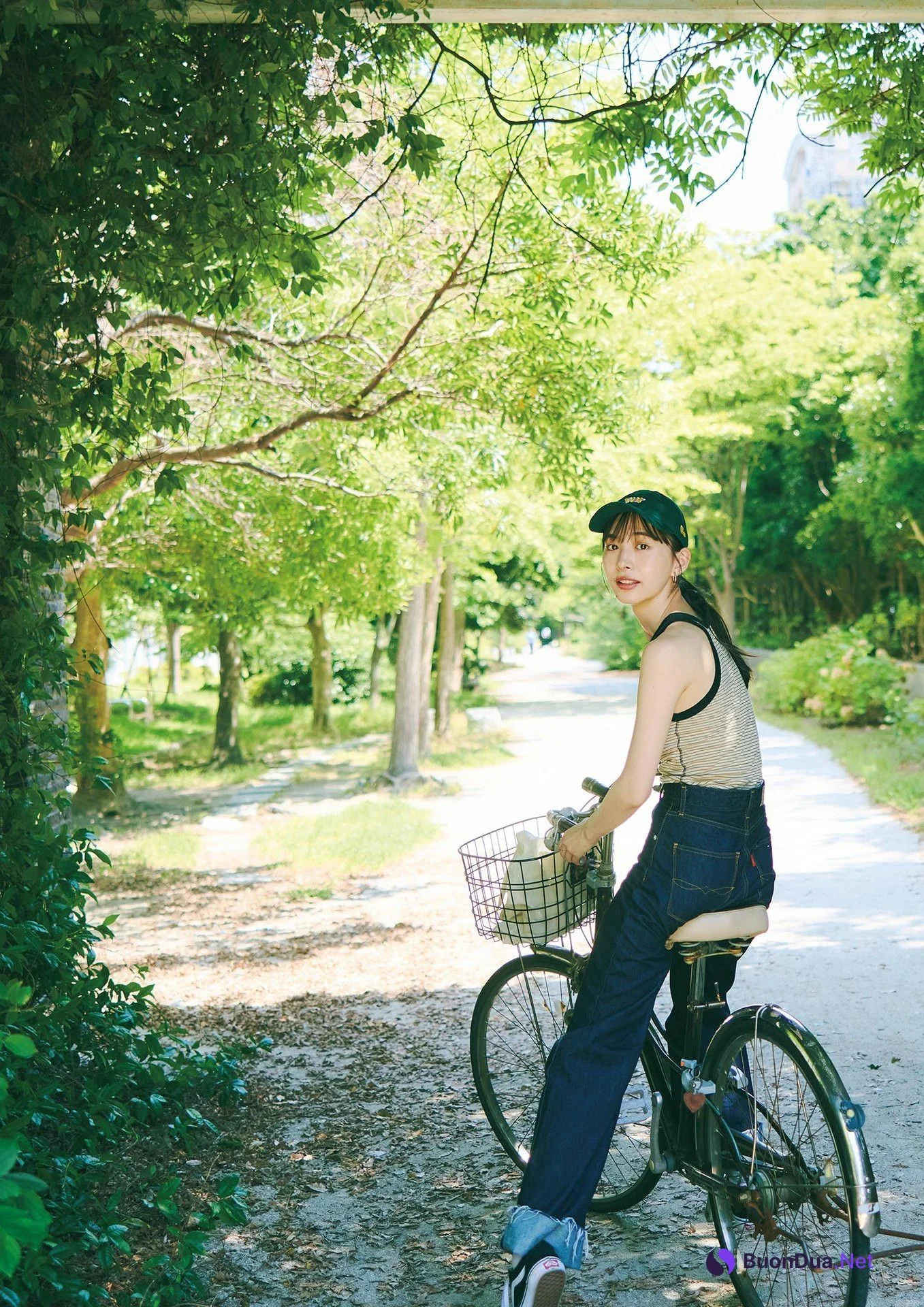 Hiroe Igeta 井桁弘恵, 写真集 「つかのま」 Set.05 - Photo 5