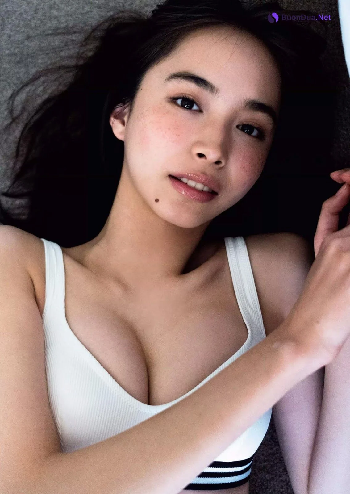 Hiroe Igeta 井桁弘恵, Weekly Playboy 2019 No.20 (週刊プレイボーイ 2019年20号) - Photo 4