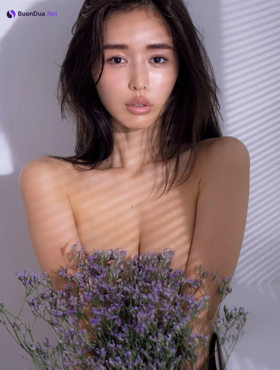 Hitomi Kaji 加治ひとみ, FRIDAY 2020.12.18 (フライデー 2020年12月18日号) - รูปภาพ 5