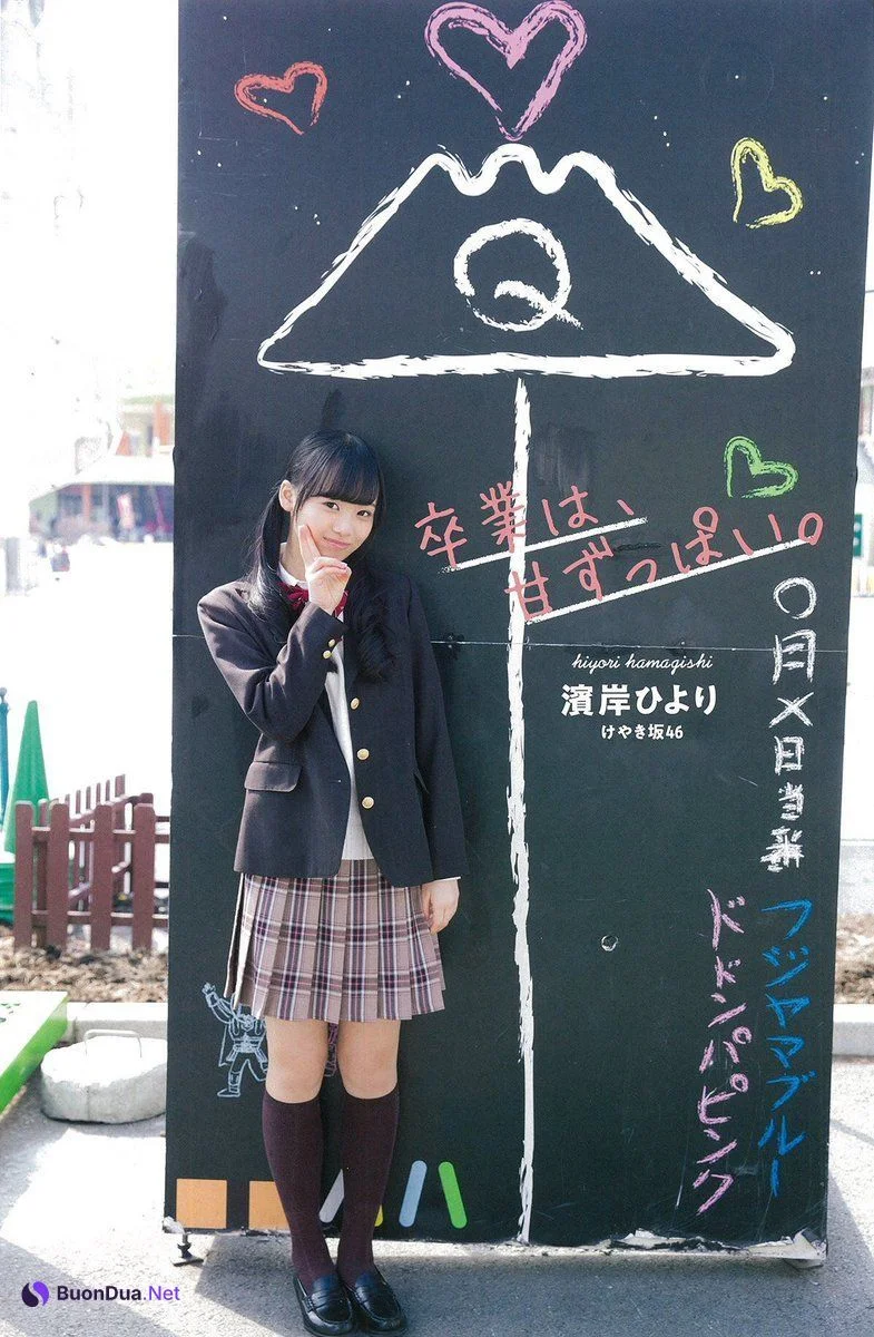 Hiyori Hamagishi 濱岸ひより, Graduation 2018 中学卒業 (TOKYO NEWS MOOK 699号) - Photo 4