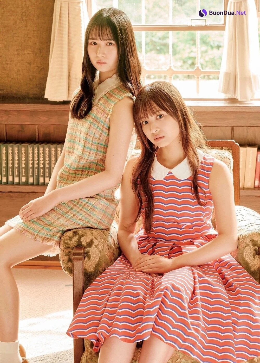 Hiyori Hamagishi 濱岸ひより, Hinano Kamimura 上村ひなの, Young Jump 2021 No.26 (ヤングジャンプ 2021年26号) - Photo 6