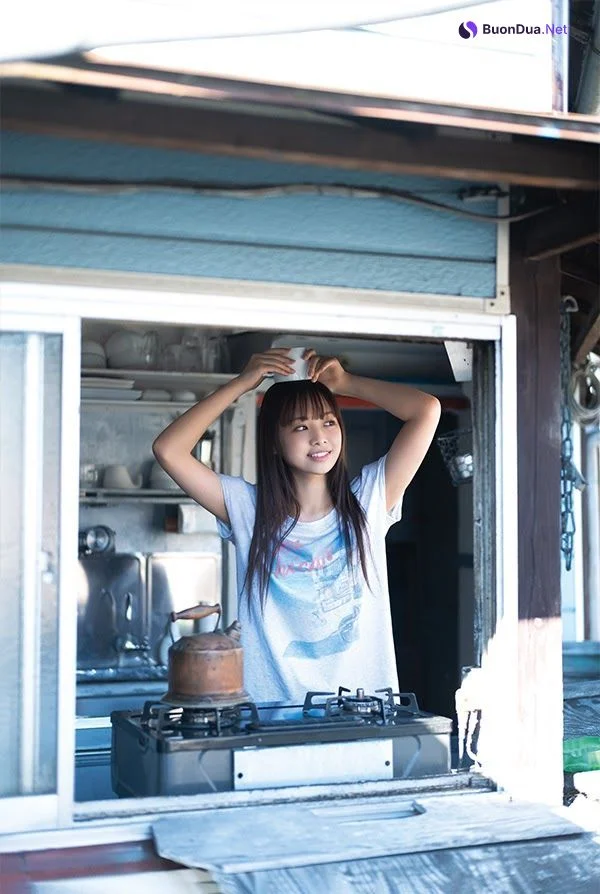 Hiyori Hamagishi 濱岸ひより, Young Gangan 2021 No.01 (ヤングガンガン 2021年1号) - Photo 6