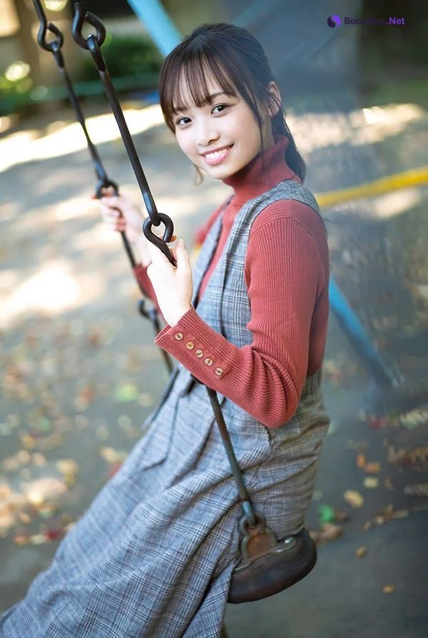 Hiyori Hamagishi 濱岸ひより, Young Gangan 2021 No.01 (ヤングガンガン 2021年1号) - Photo 8