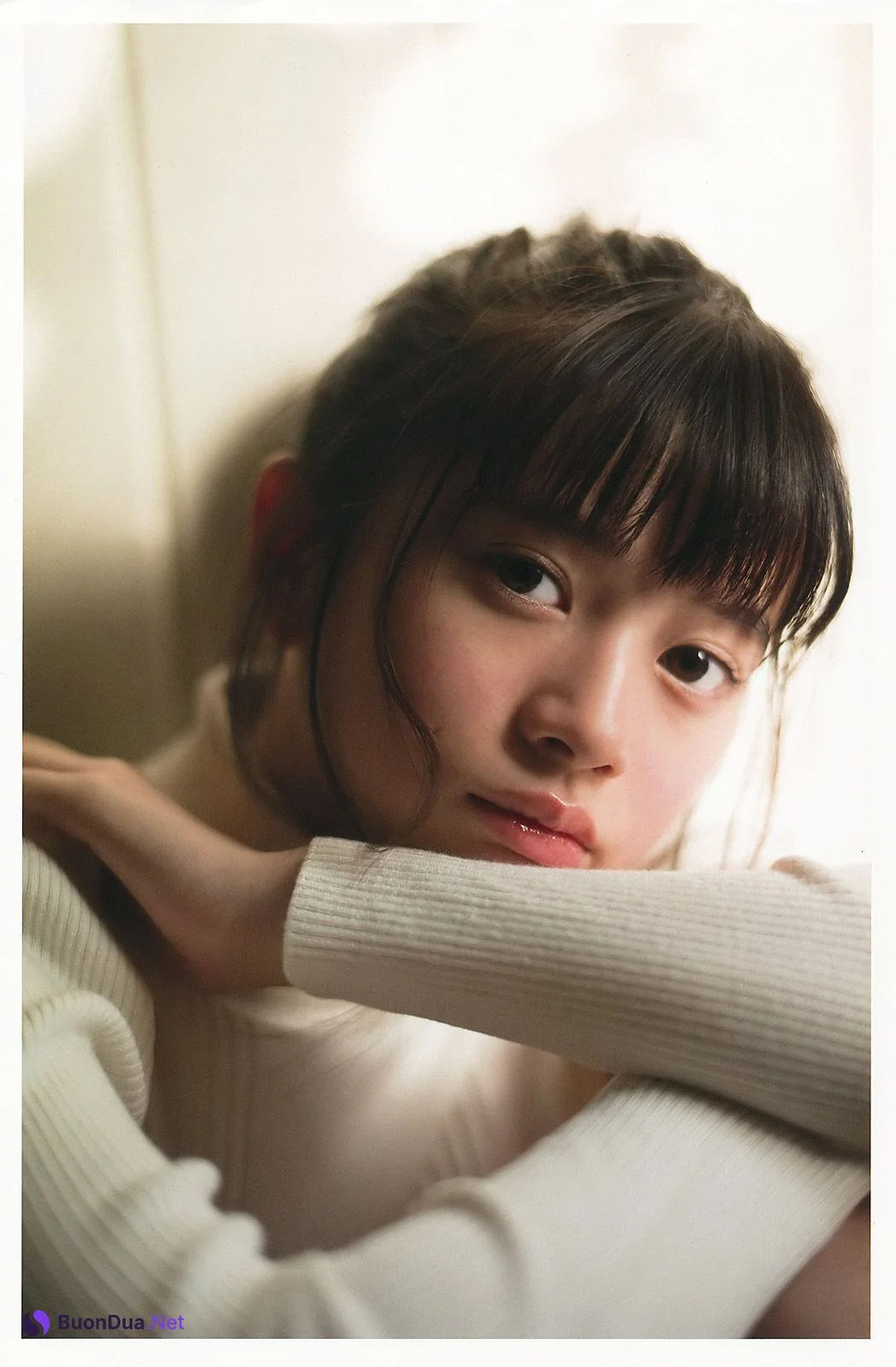 Hiyori Sakurada 桜田ひより, Young Gangan 2017 No.24 (ヤングガンガン 2017年24号) - รูปภาพ 16
