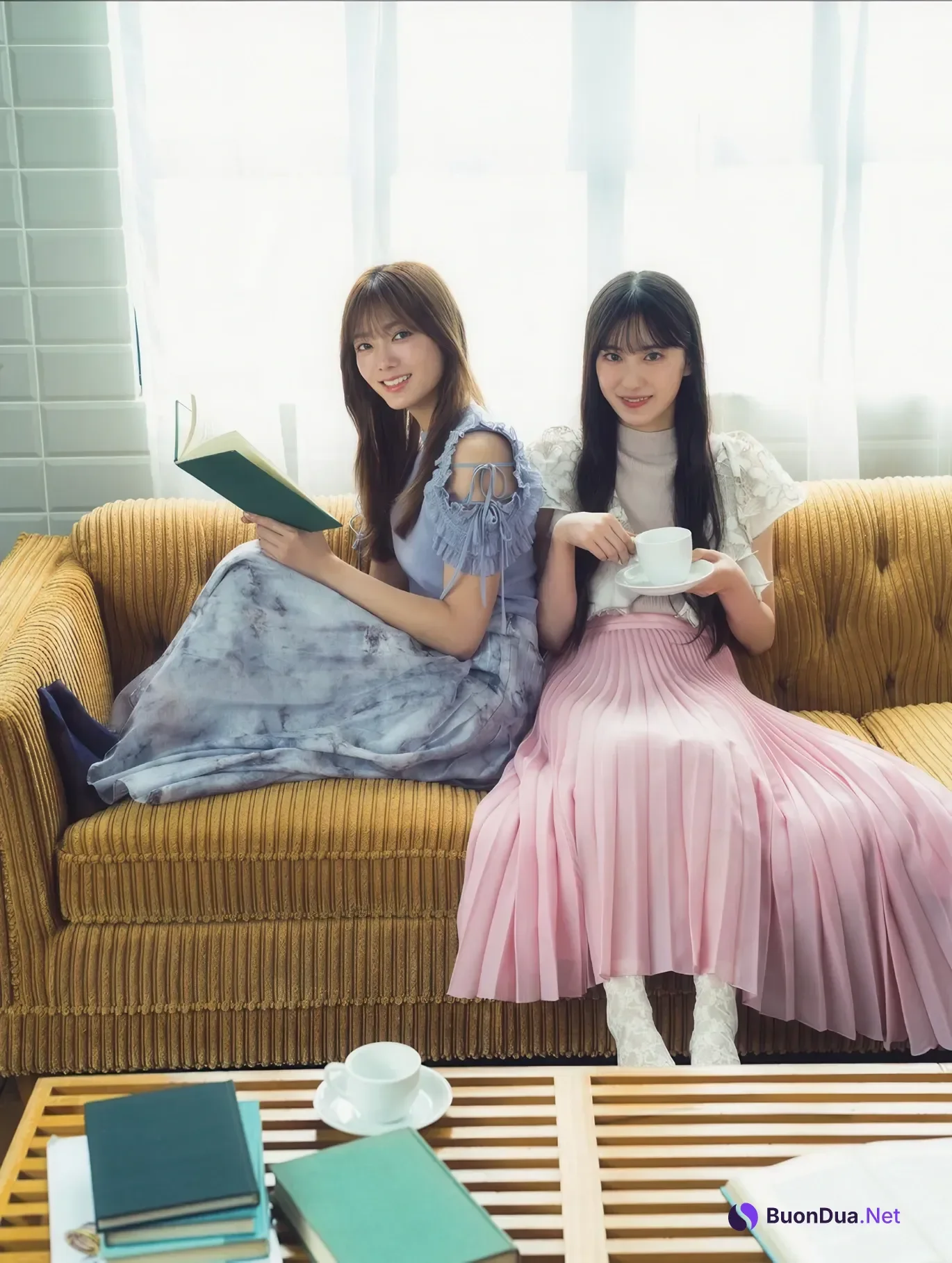 Hono Tamura 田村保乃, Yu Murai 村井優, FLASH 2025.12.02-09 (フラッシュ 2025年12月2-9日号) - Photo 3