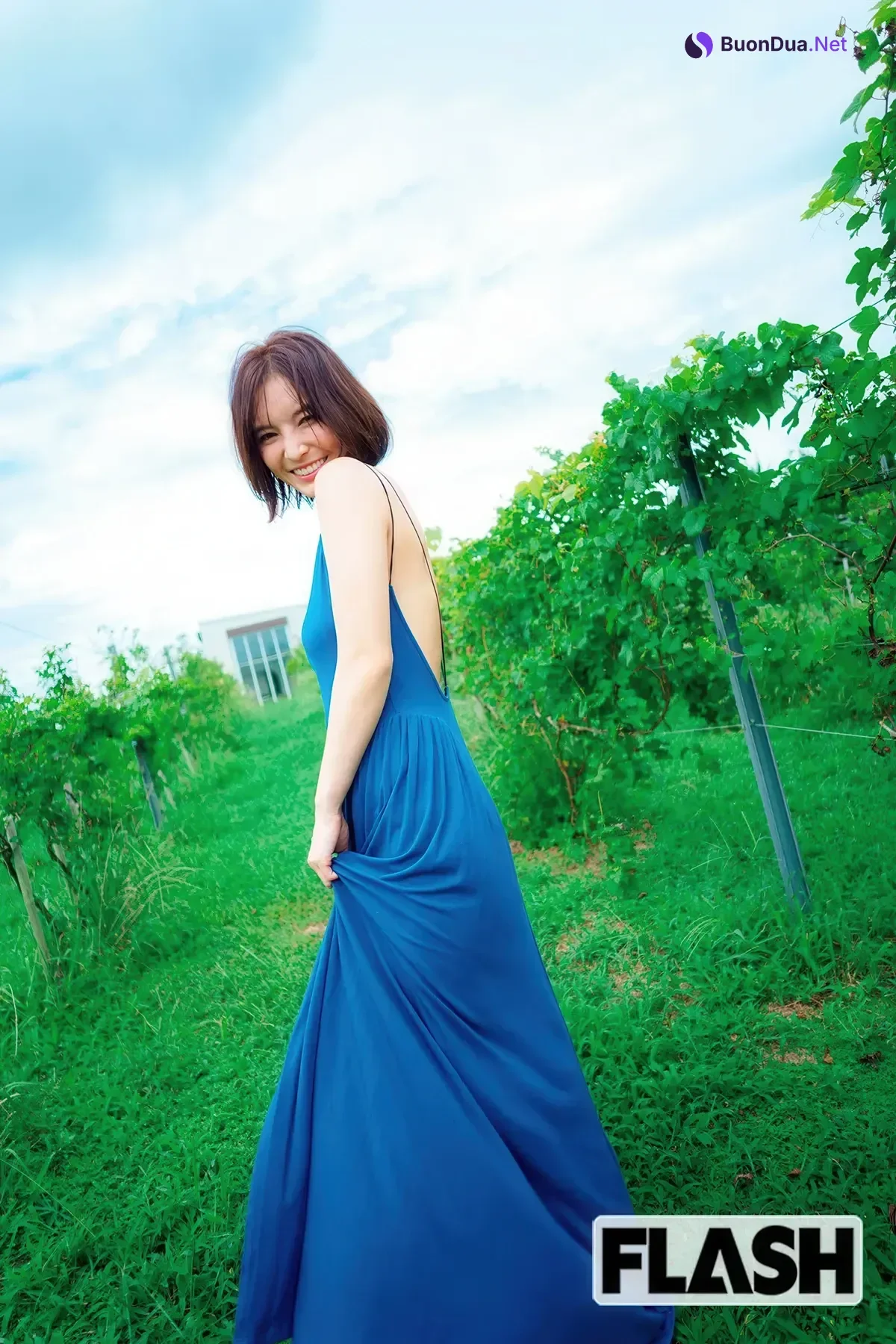Honoka ほのか, Miki Ide 井手美希, FLASH 2026.01.06-13 (フラッシュ 2026年01月06-13日号) - Photo 15