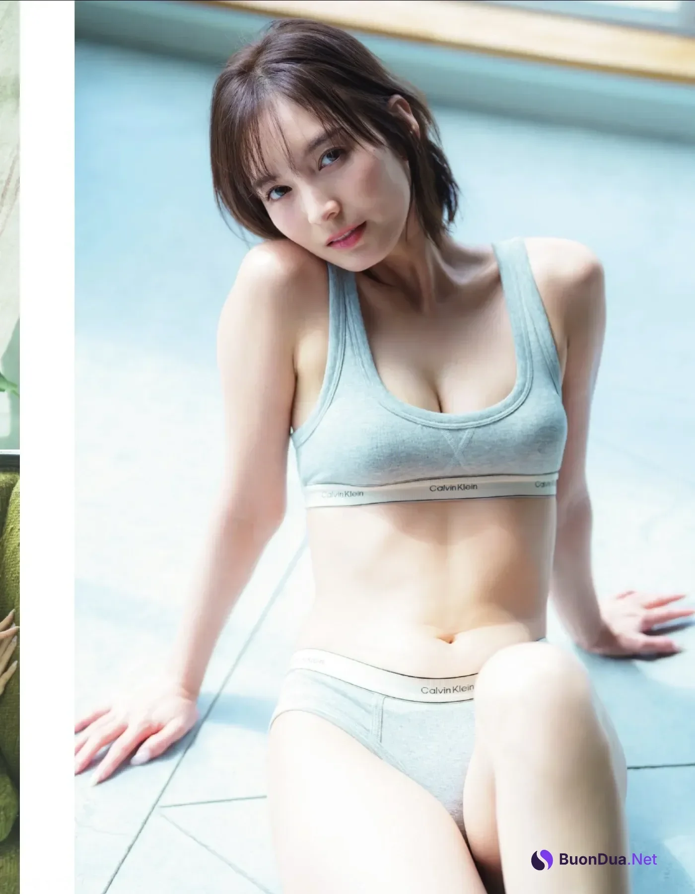 Honoka ほのか, Miki Ide 井手美希, FLASH 2026.01.06-13 (フラッシュ 2026年01月06-13日号) - Photo 4