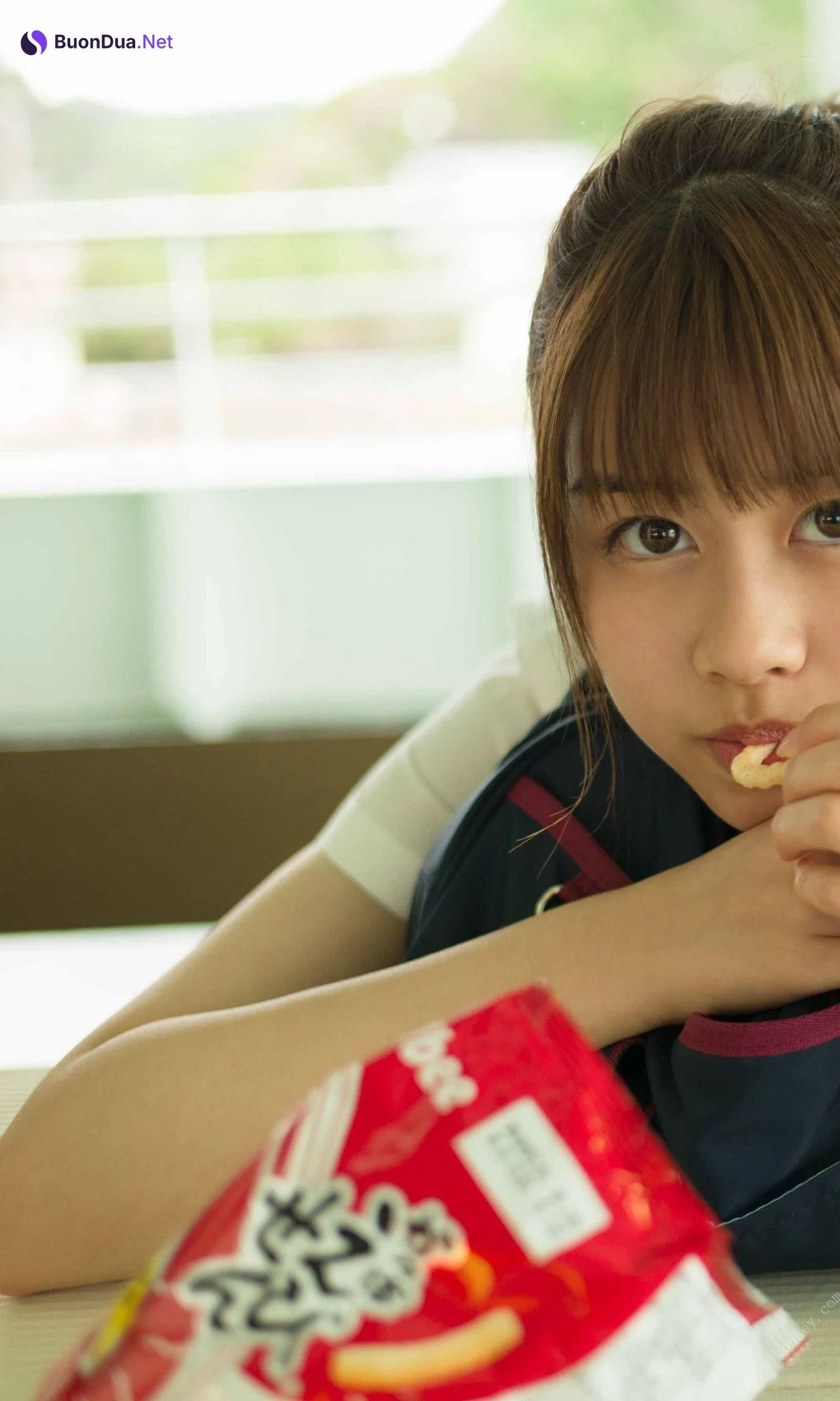 Honoka Wakita 脇田穂乃香, 週プレ Photo Book 海の見える街 Set.02 - Photo 3