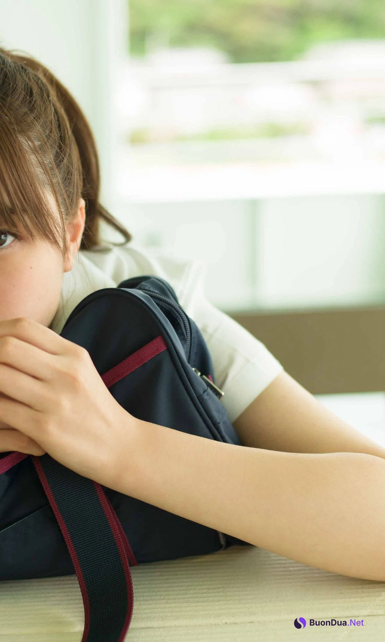 Honoka Wakita 脇田穂乃香, 週プレ Photo Book 海の見える街 Set.02 - Photo 4