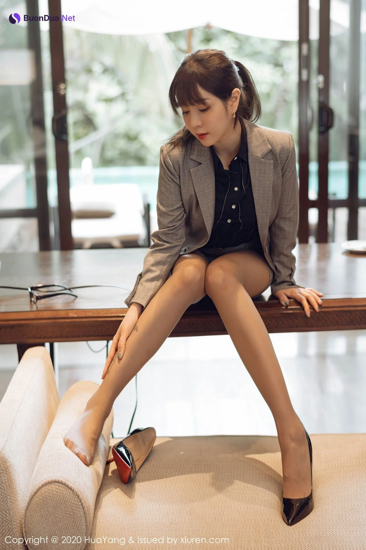 HuaYang Vol.300 Wang Yu Chun (王雨纯) - Photo 3