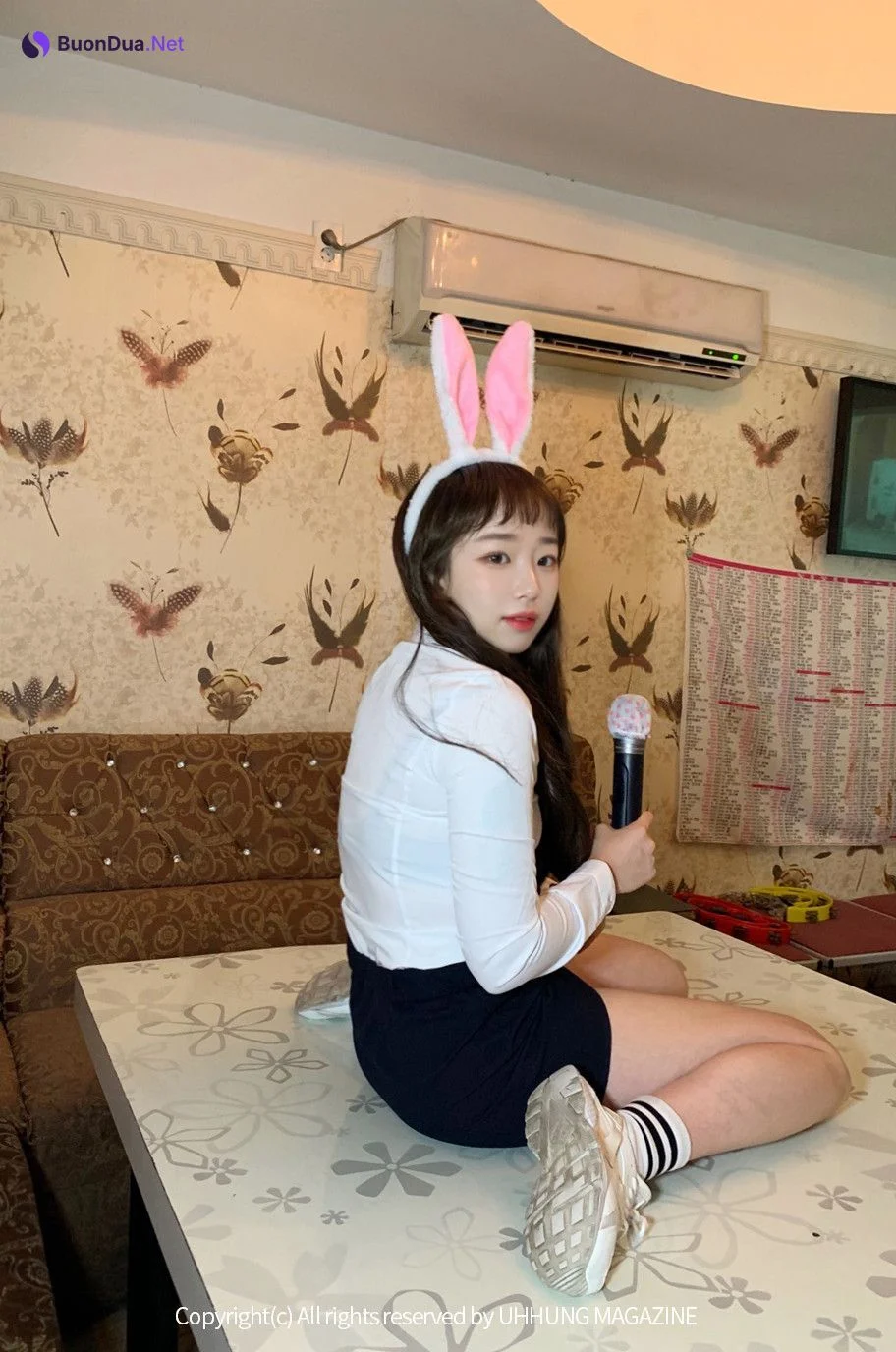 Hyejung 혜정, UHHUNG Magazine Vol.01 Karaoke Set.01 - Photo 16