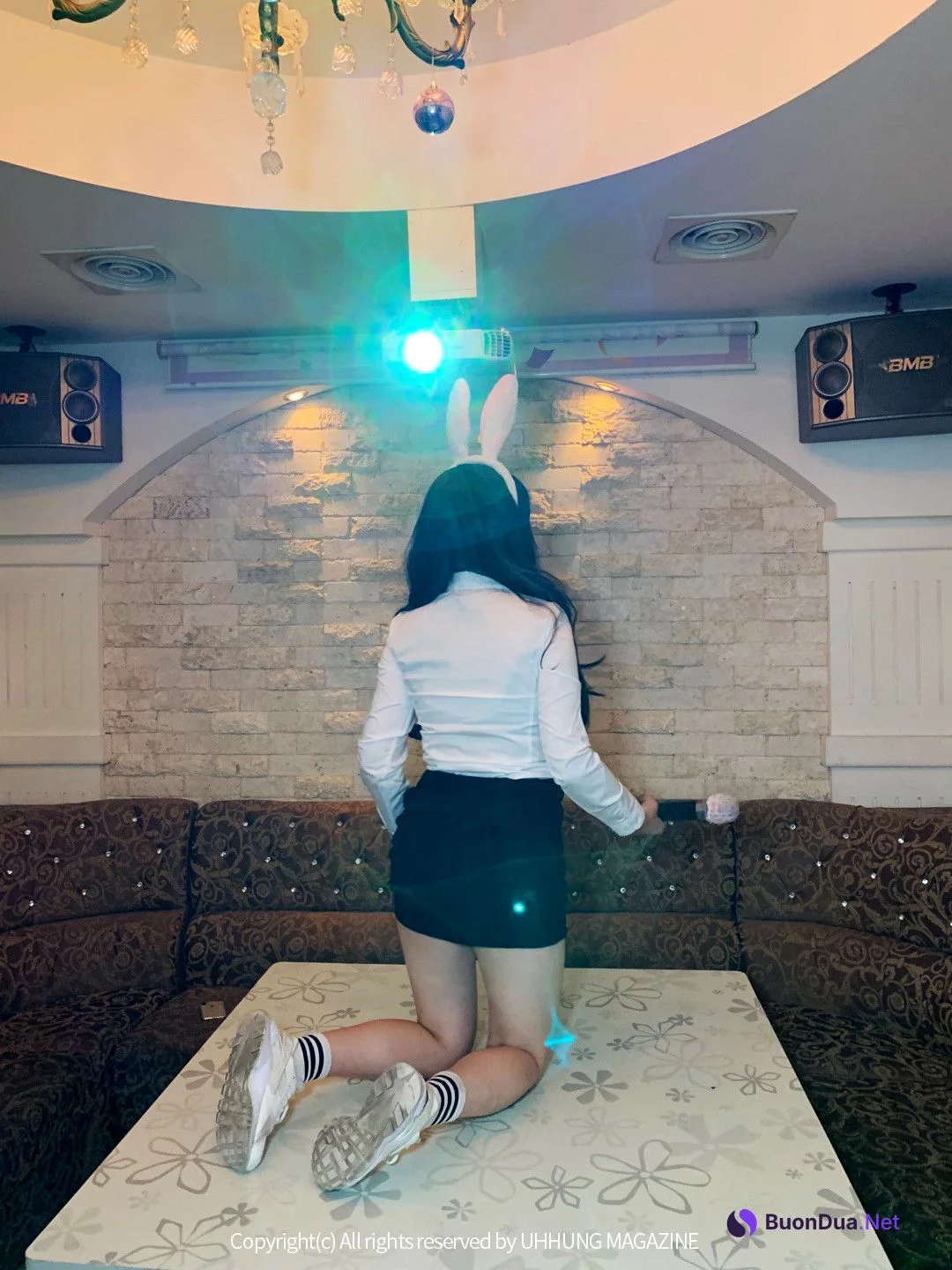 Hyejung 혜정, UHHUNG Magazine Vol.01 Karaoke Set.01 - Photo 17