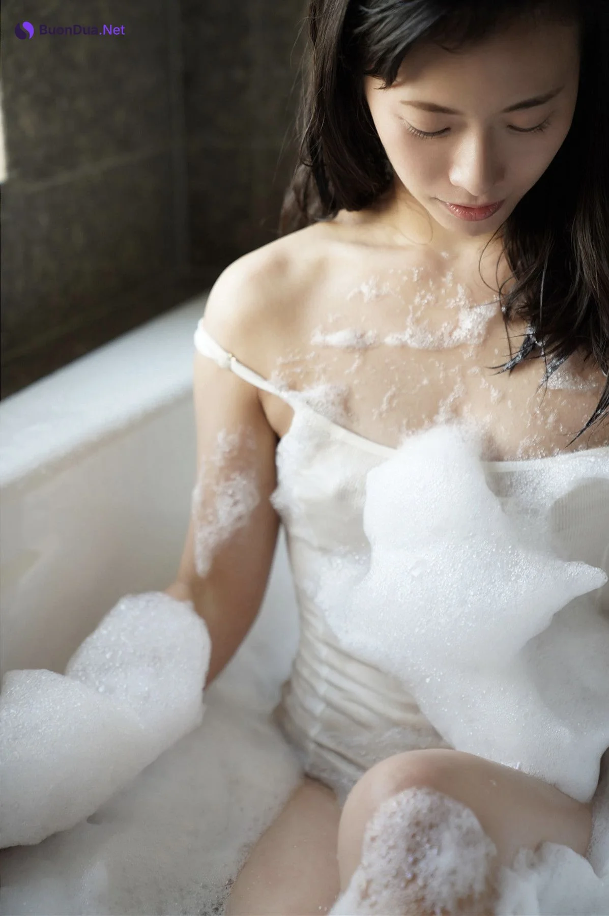 Ichiha Amatsu 天津いちは, FRIDAYデジタル写真集 『元JR東日本社員がまさかのフルヌード vol.2』 Set.02 - Photo 9