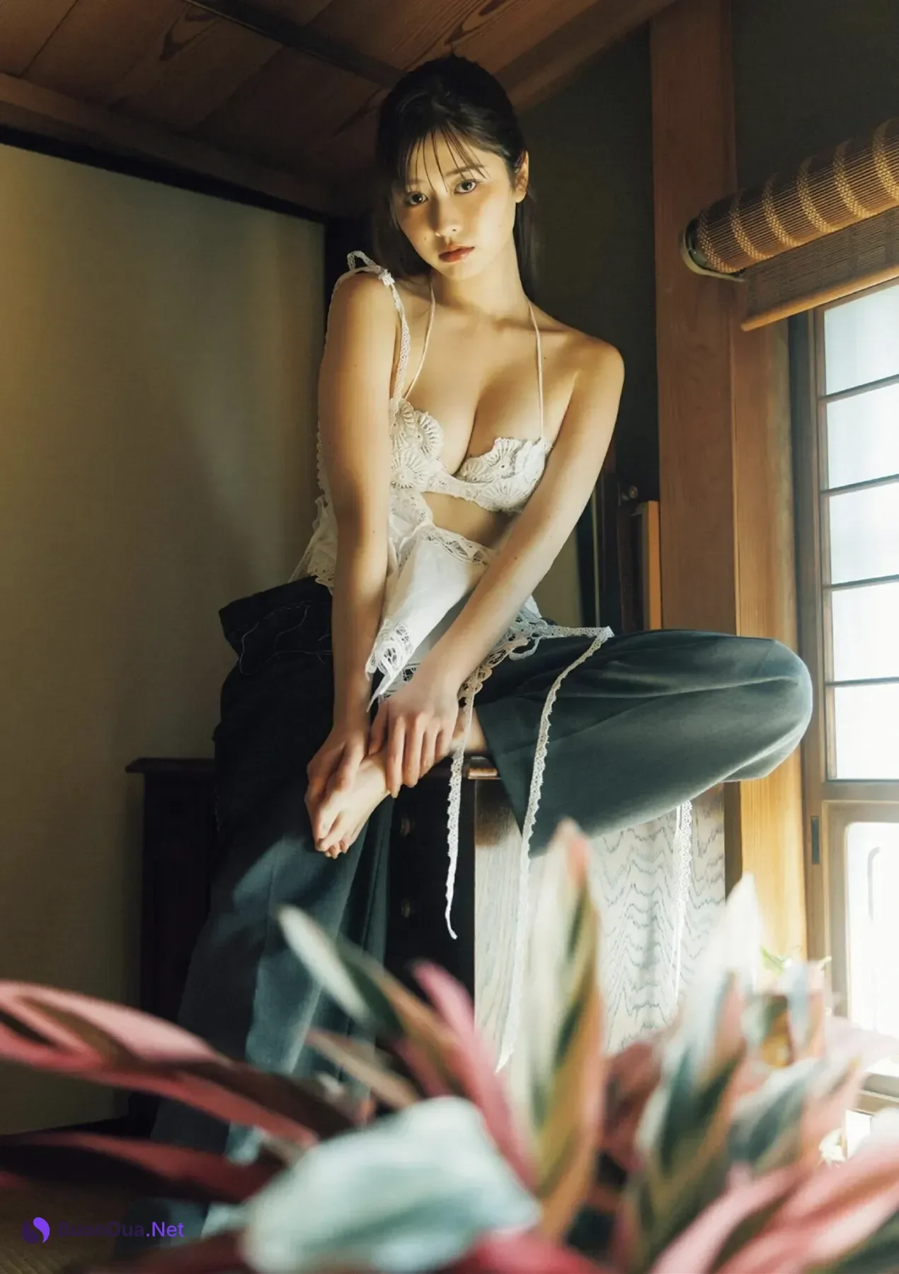 Idol Gravure Selection, B.L.T. 2026.05 (ビー・エル・ティー 2026年5月号) - Photo 9