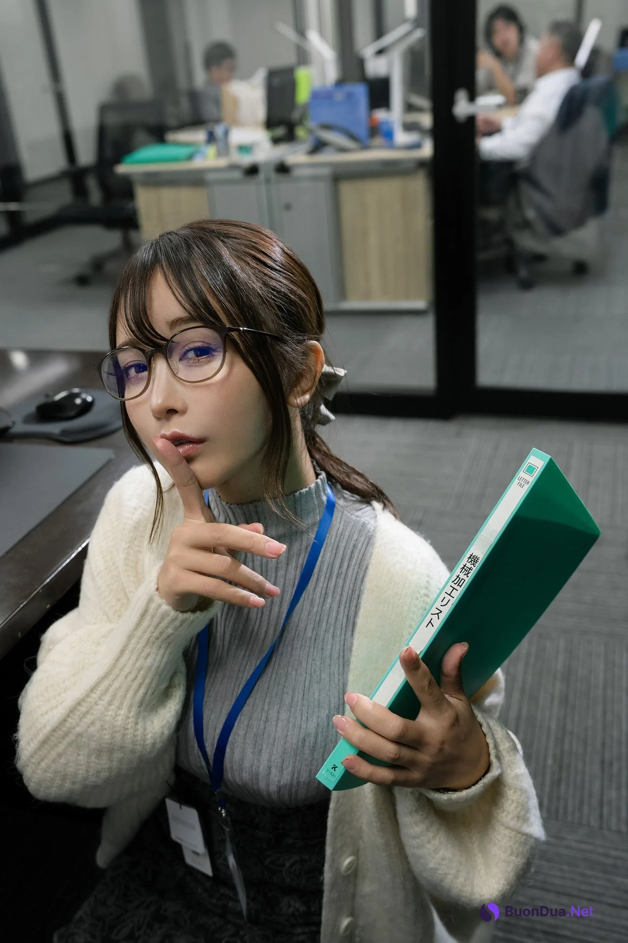 Ikumi いくみ, デジタル写真集 『MITSU』 Set.04 - Photo 17