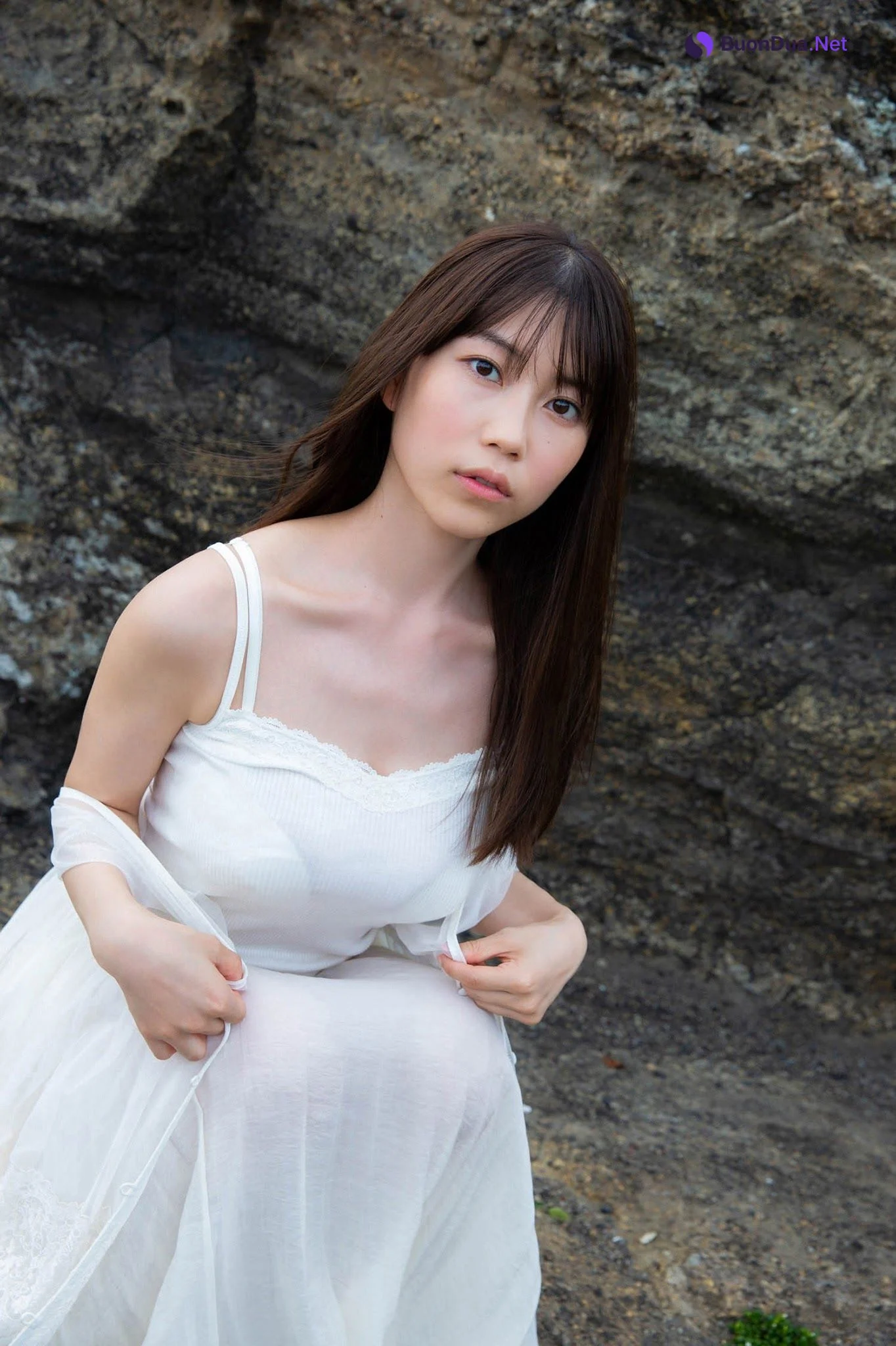 Iori Io 伊織いお, ヤンマガWeb 動くグラビアシリーズ‼ 伊織いお.02 - Photo 4