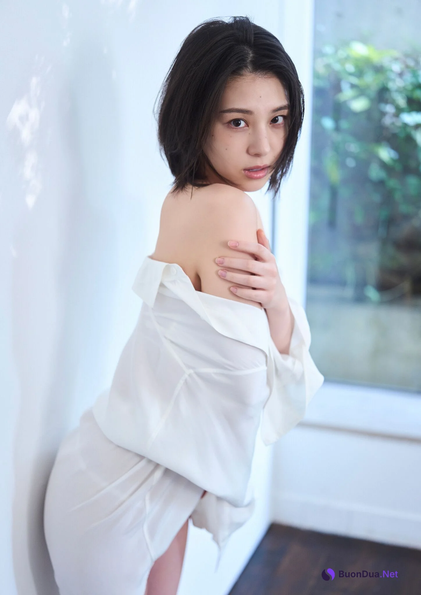 Iori Sagara 相楽伊織, BUBKAデジタル写真集 「背中から抱きしめて」 Set.02 - 写真 13