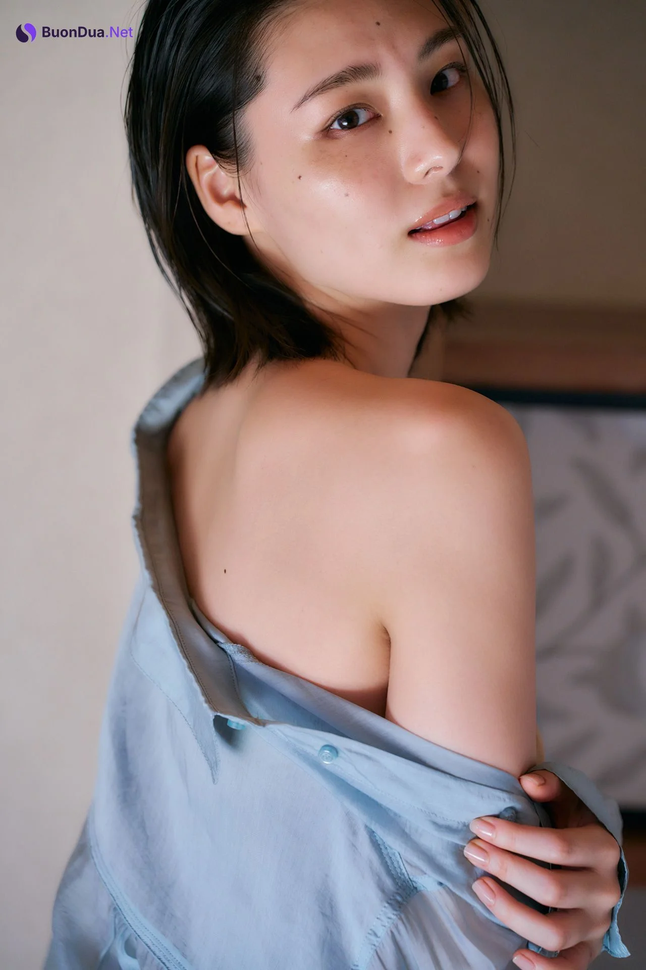 Iori Sagara 相楽伊織, FLASHデジタル写真集 [Blue-Halation] Set.03 - Photo 3