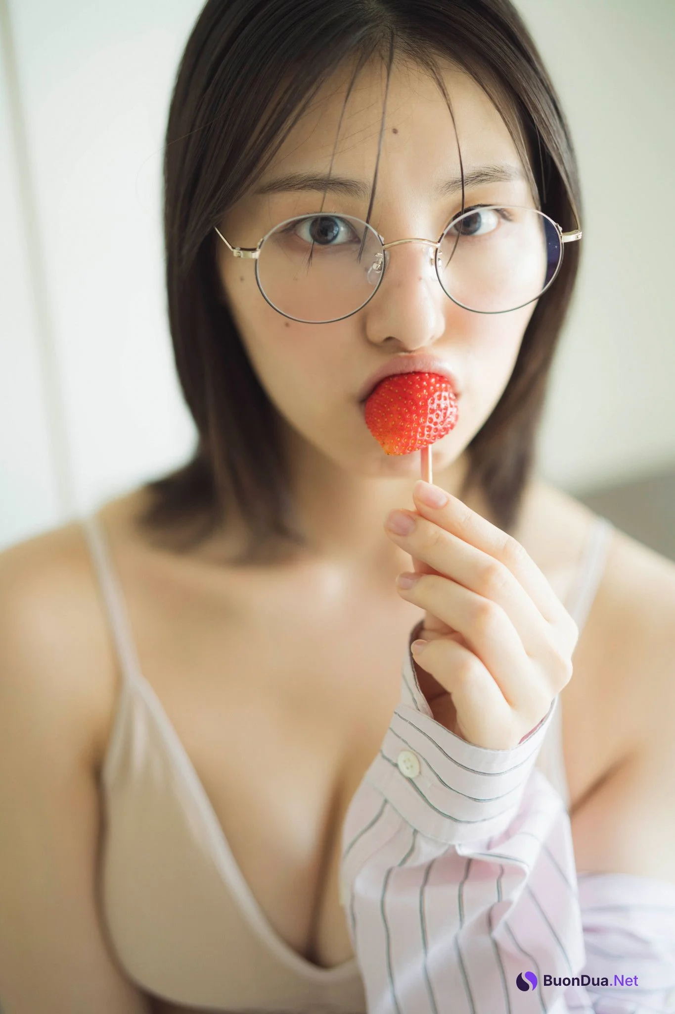 Iori Sagara 相楽伊織, FRIDAYデジタル写真集 「のぞいてみる？」 Set.01 - Photo 4
