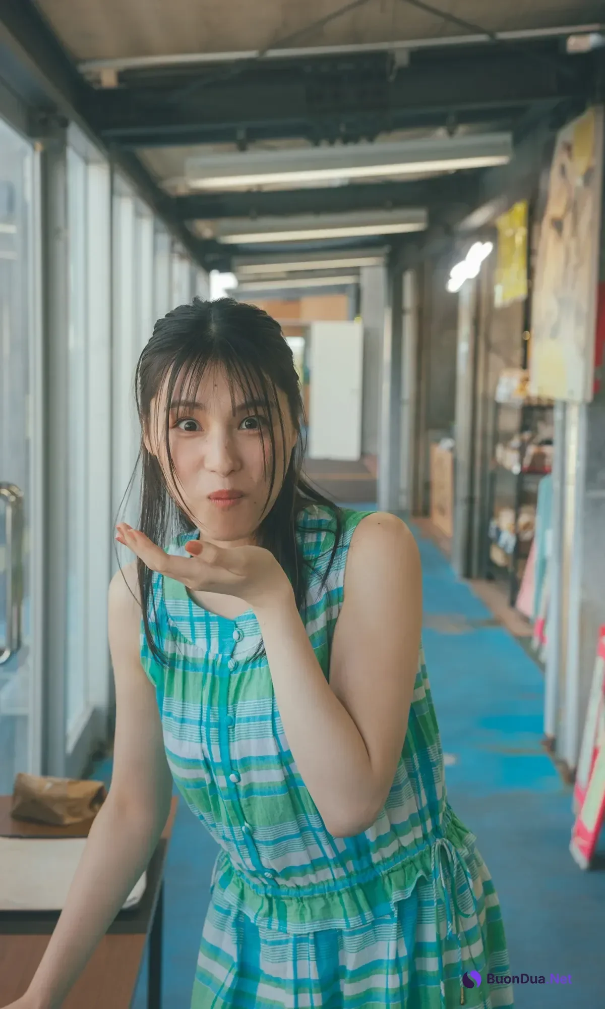 Iori Sagara 相楽伊織, 写真集 「more and more」 - Photo 8