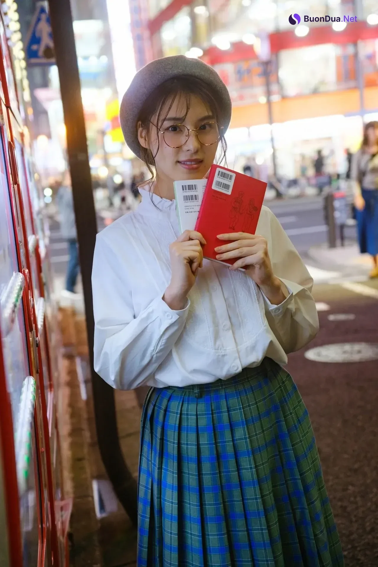 Iori Sagara 相楽伊織, SPA！デジタル写真集 「まじわるべきじゃない……」 - 사진 2