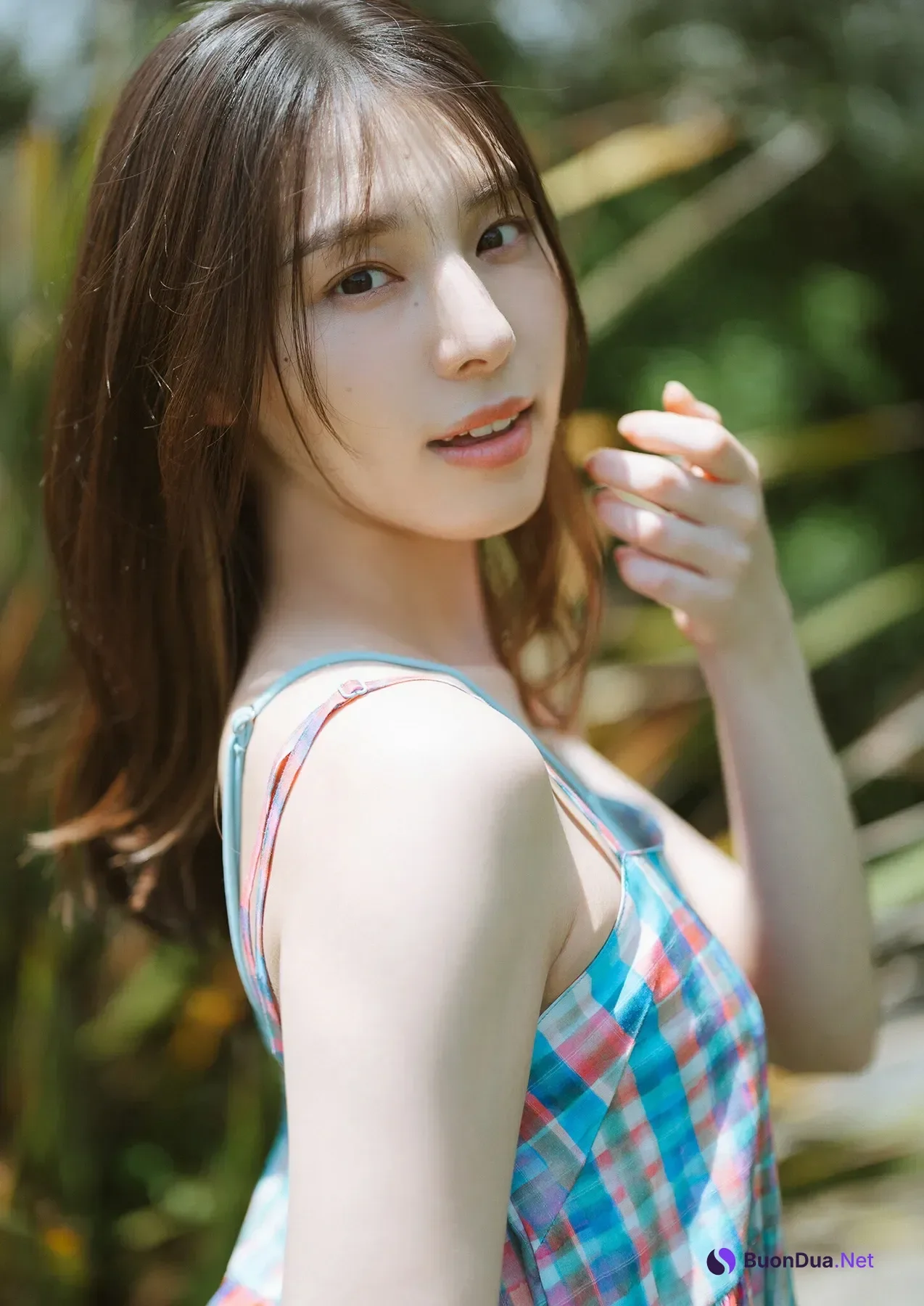 Iori Sagara 相楽伊織, 写真集 スピサン グラビアフォトブック 「Summer Vibes」 - Photo 5