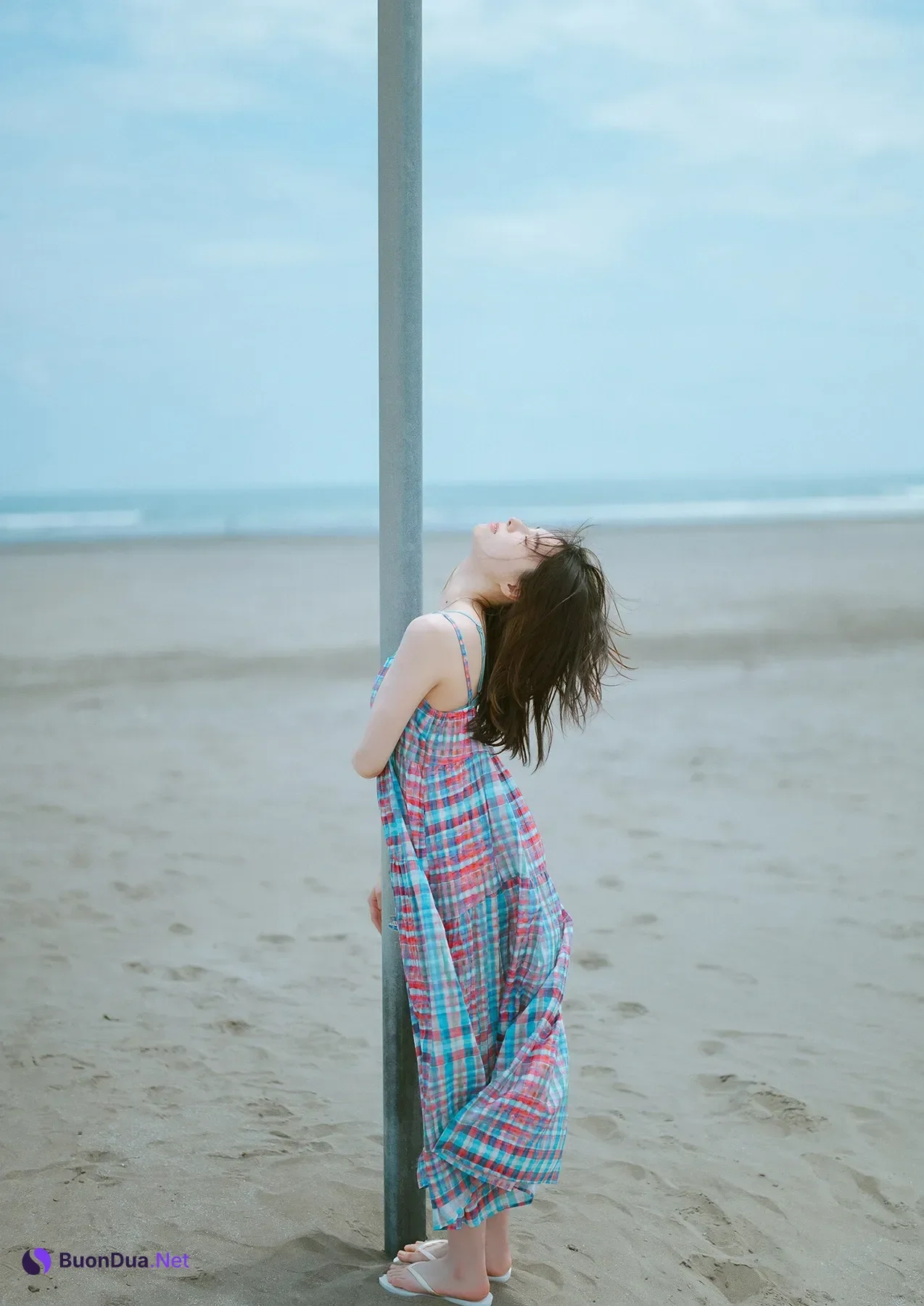 Iori Sagara 相楽伊織, 写真集 スピサン グラビアフォトブック 「Summer Vibes」 - Photo 6