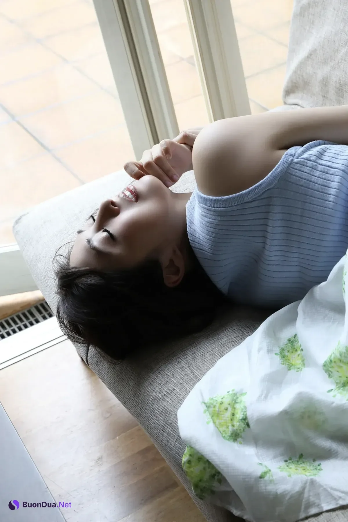 Iroha Yanagi 柳いろは, 写真集 「人妻のイ・ロ・ハ」 - Photo 10