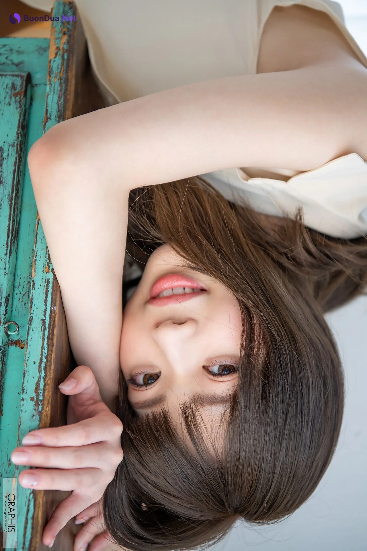 Izuna Maki 槙いずな, Graphis First Gravure 初脫ぎ娘 Vol.01 - Photo 15