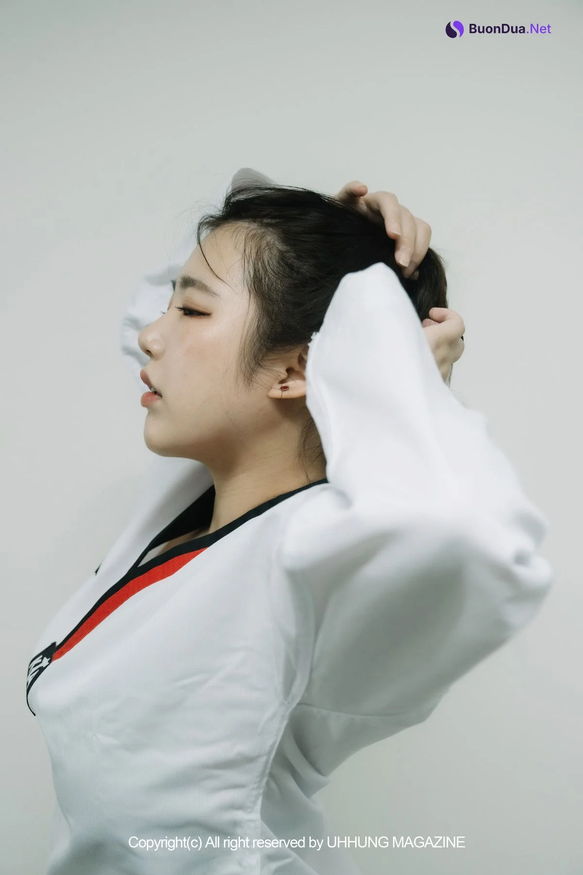 Jenn 젠, UHHUNG Magazine Vol.01 Taekwondo Set.03 - Photo 3