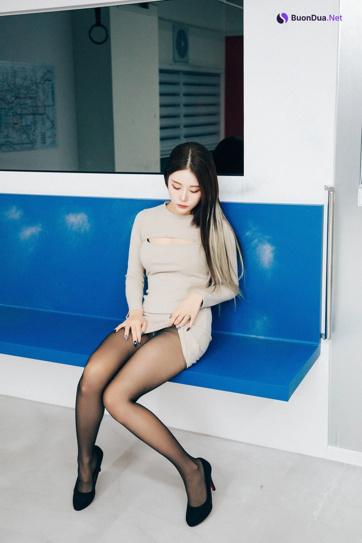Jeong Bomi 정보미, [Loozy] Bondage Subway Set.01 - Photo 2