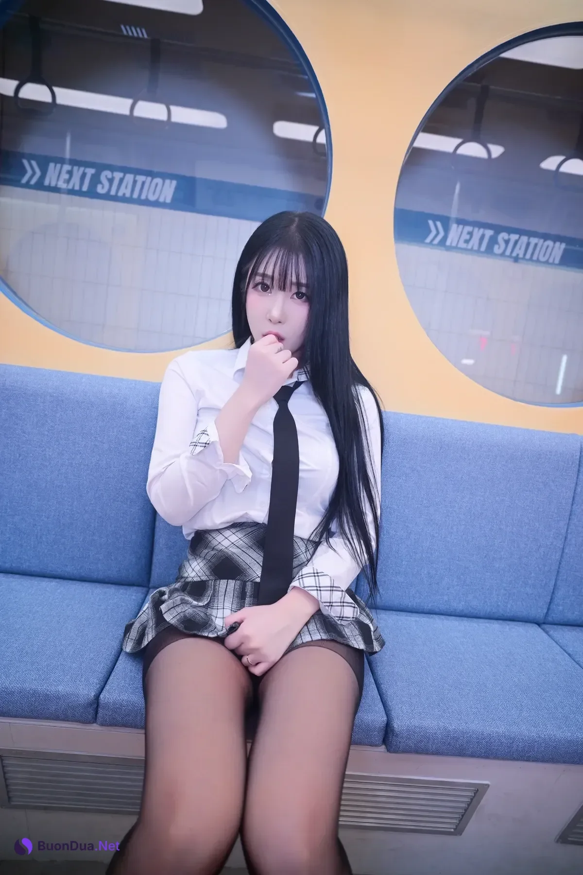 Jeong Bomi 정보미, PhotoBook 「Schoolgirl In The Subway」 Set.02 - Photo 4