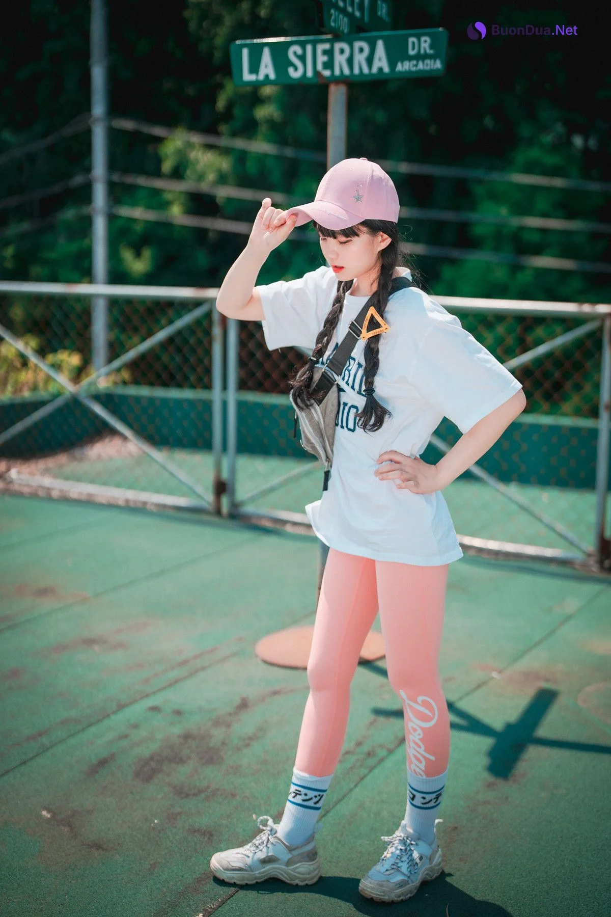 Jeong Jenny 정제니, DJAWA ‘Loose and Tight Pink’ Set.01 - Photo 2