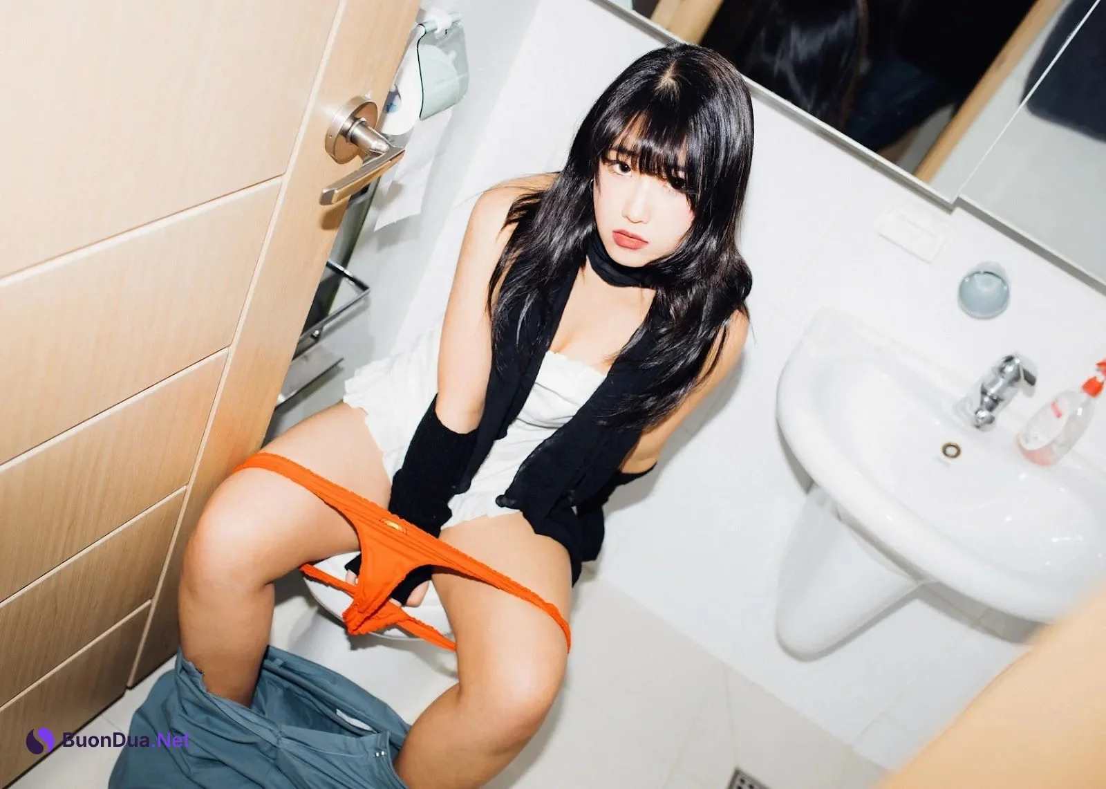 Ji-Eun Lim 임지은, [Moon Night Snap] Weirdness - Photo 17