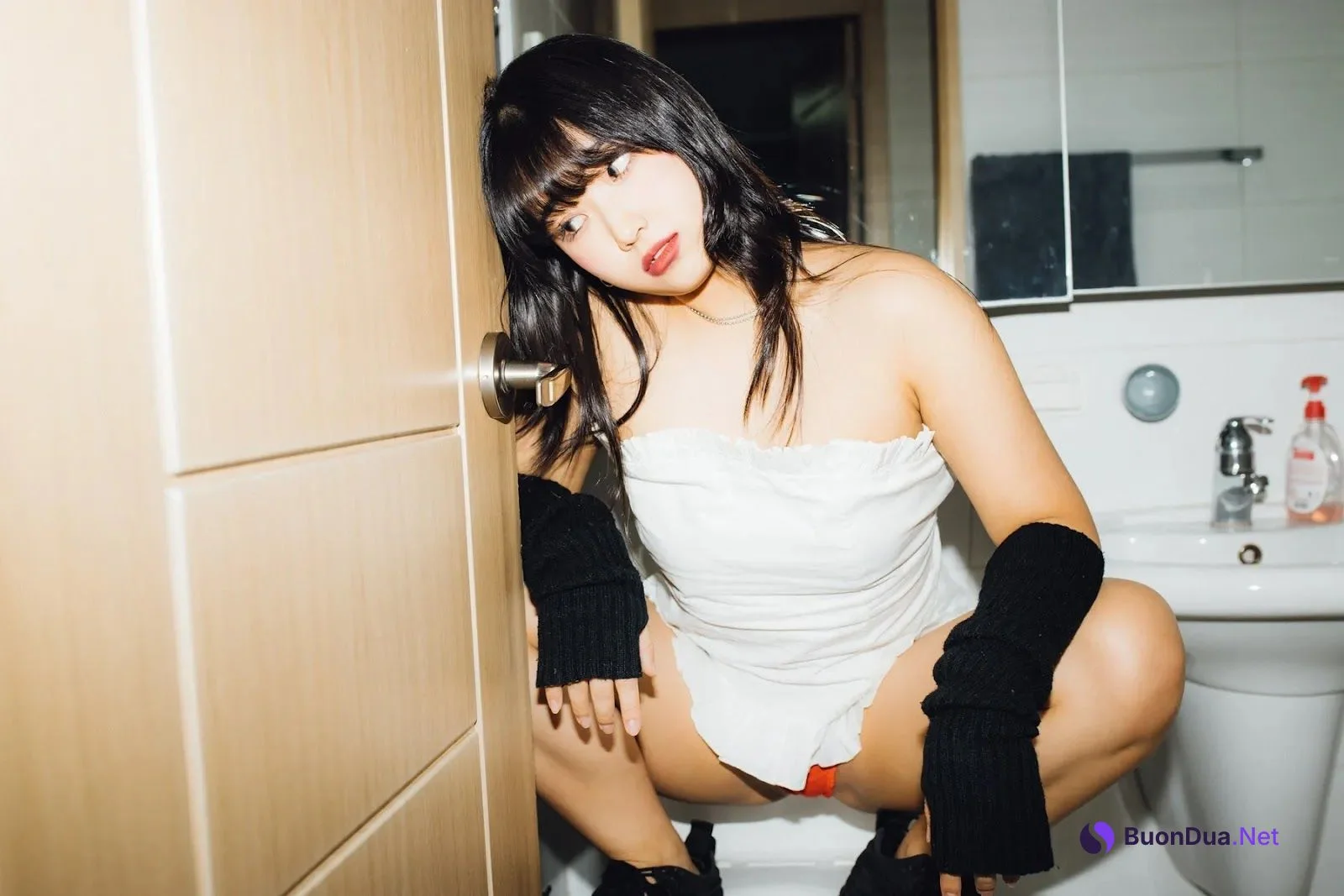 Ji-Eun Lim 임지은, [Moon Night Snap] Weirdness - Photo 20