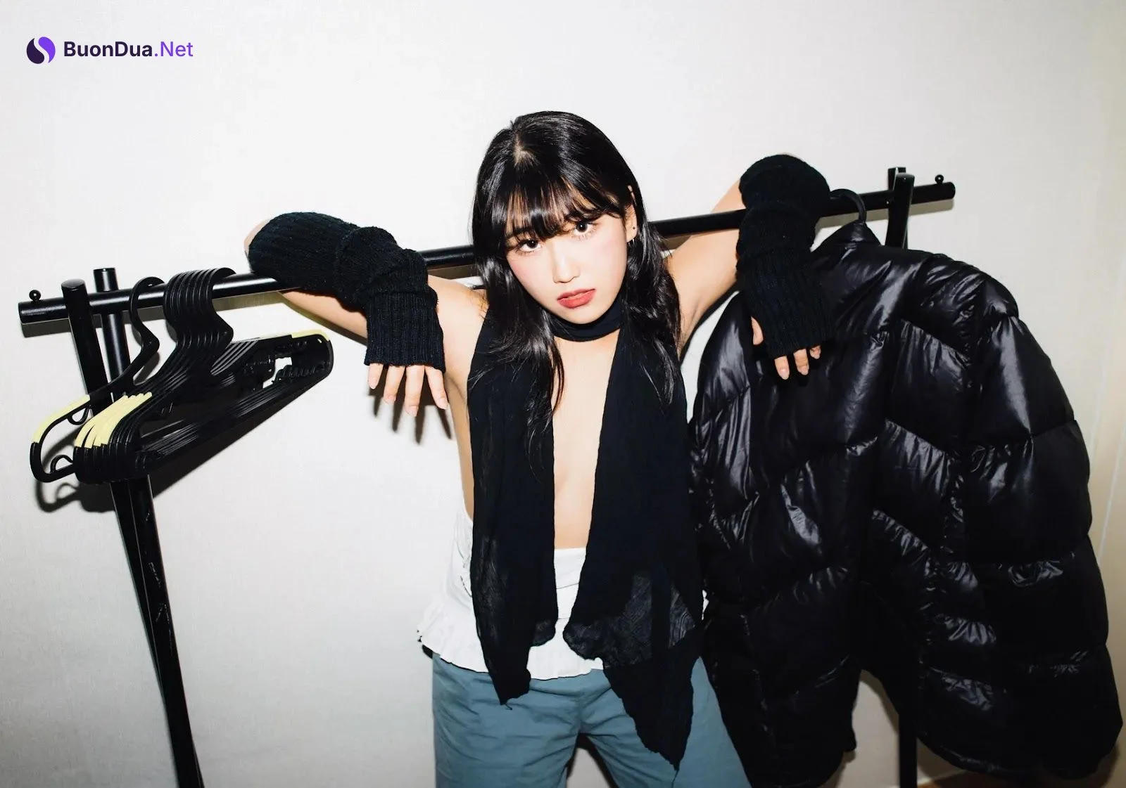 Ji-Eun Lim 임지은, [Moon Night Snap] Weirdness - Photo 7