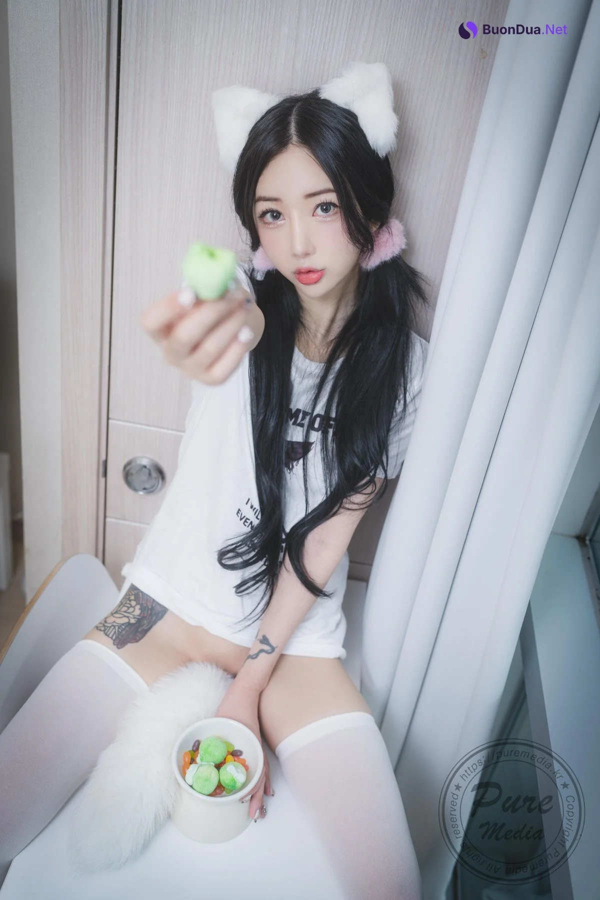 Jia 지아, [PURE MEDIA] Naked cat on the sofa Set.01 - Photo 8