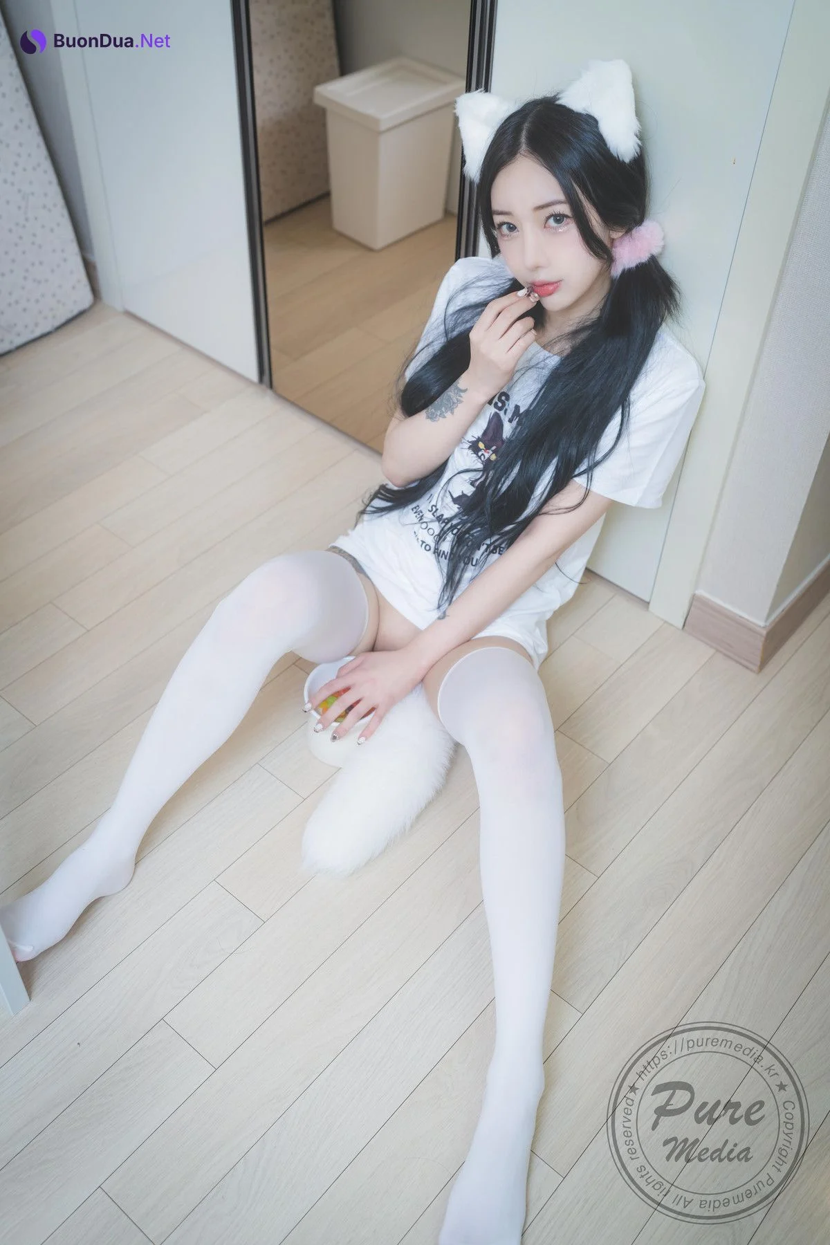 Jia 지아, [PURE MEDIA] Naked cat on the sofa Set.02 - Photo 7