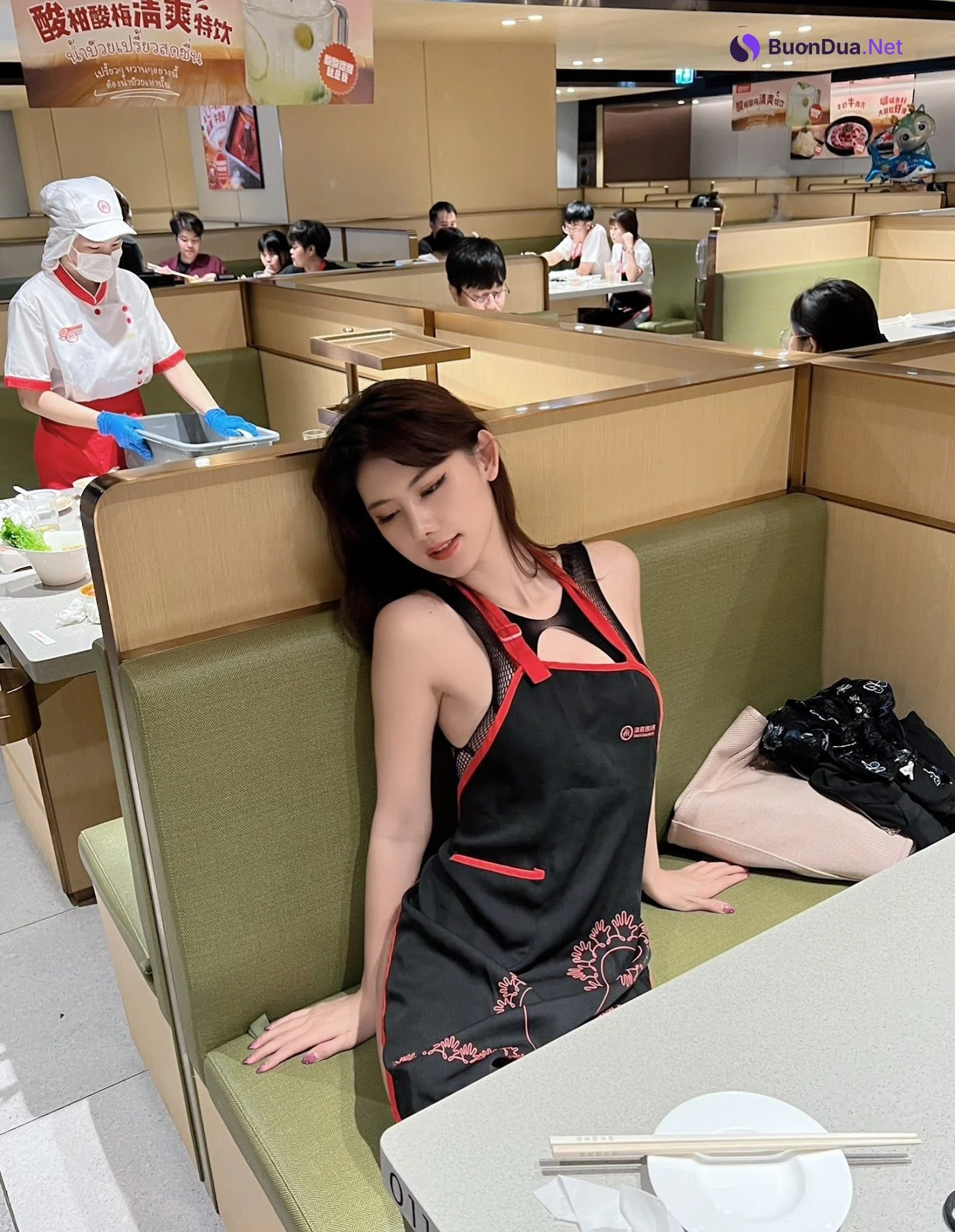 Jiu Shi A Zhu A (就是阿朱啊) – 海底捞里的漏出 - Photo 4