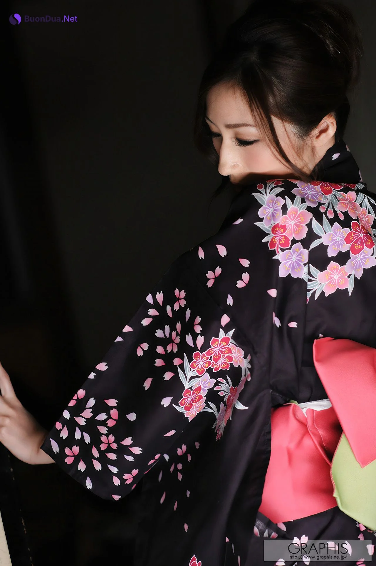 JULIA じゅりあ, Graphis Gals 「Back to the Future」 Set.04 - Photo 2