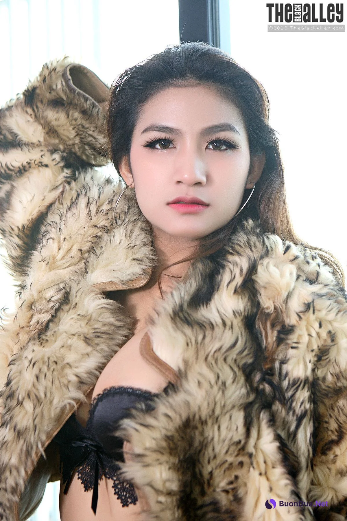 Julia The Black Alley Photobook Set.08 - Photo 14