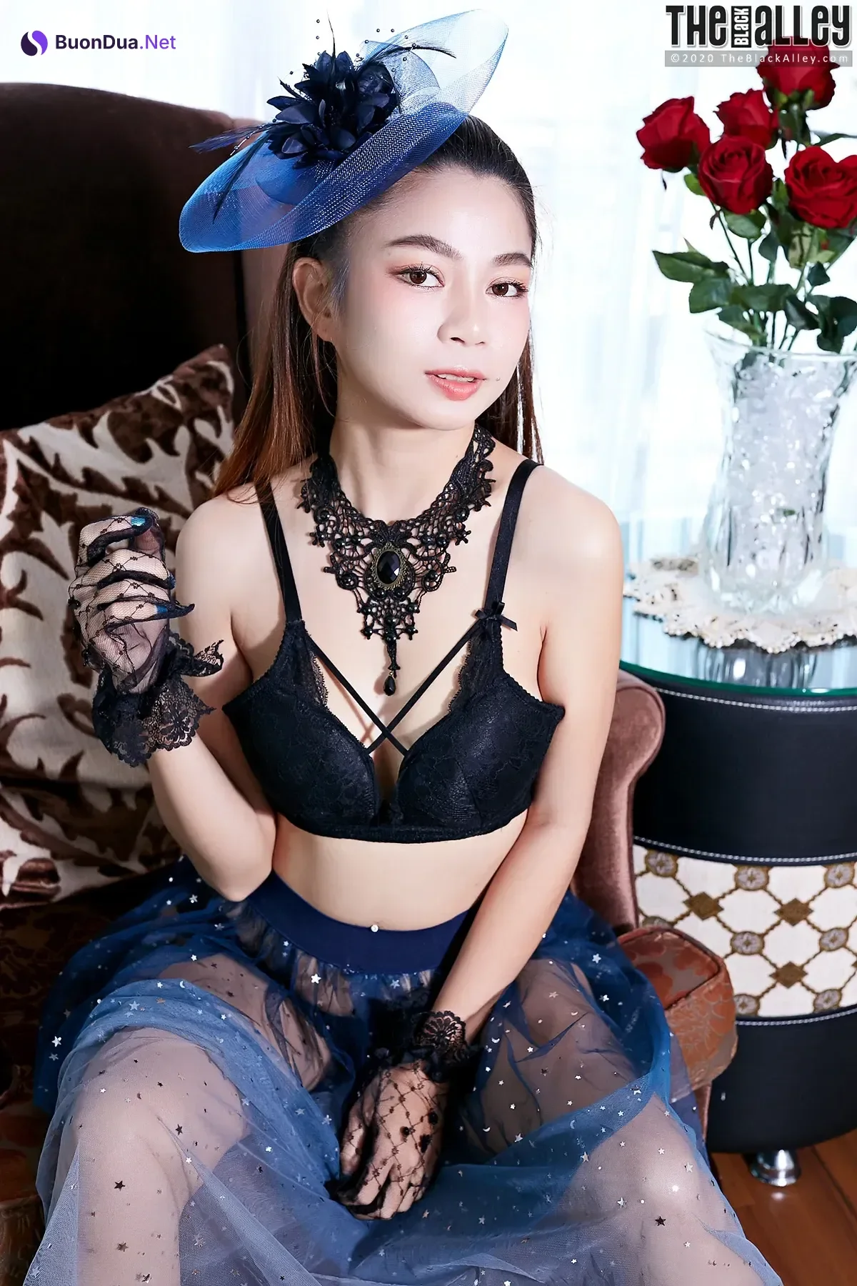 Juliet The Black Alley Photobook Set.24 - Photo 3