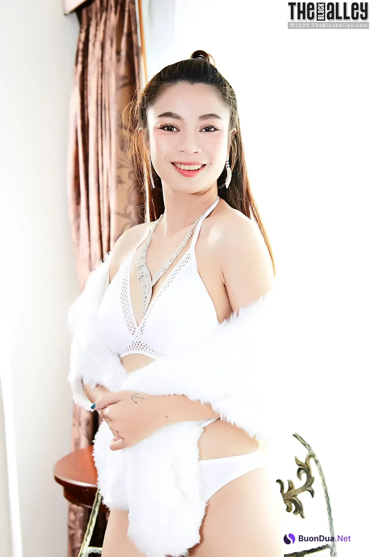 Juliet – The Black Alley Photobook Set.27 - Photo 2