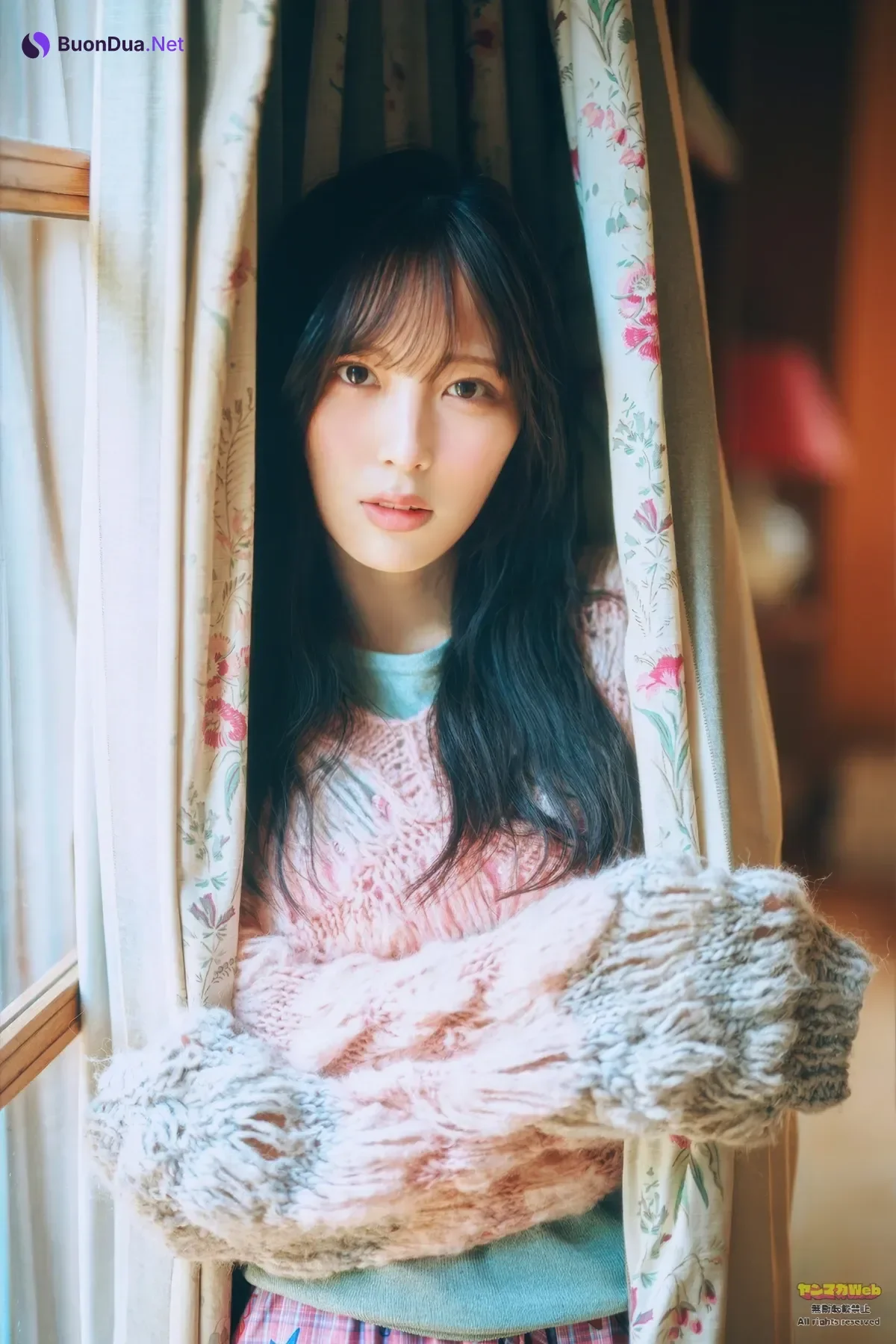 Jurii Aida 逢田珠里依, Young Magazine 2025 No.49 (ヤングマガジン 2025年49号) - รูปภาพ 11