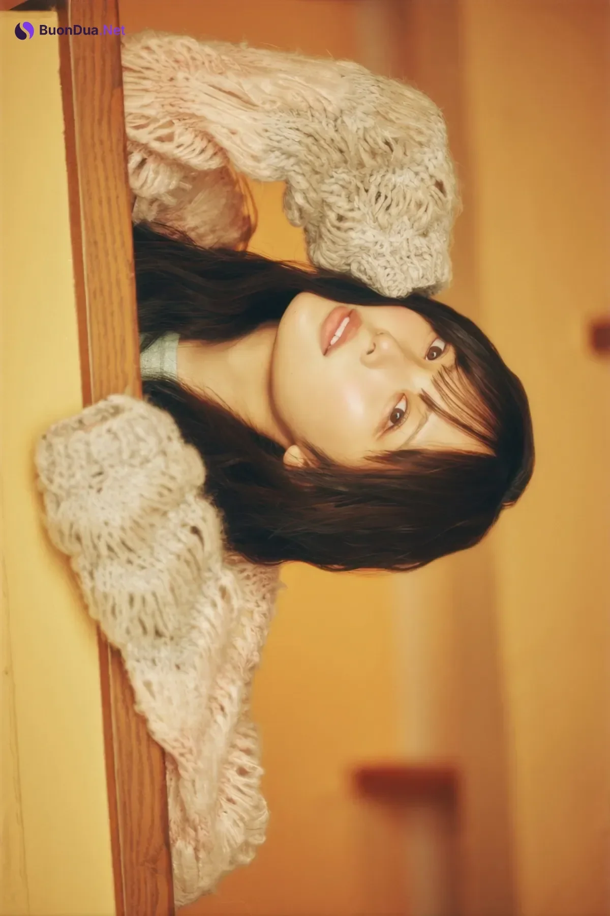 Jurii Aida 逢田珠里依, Young Magazine 2025 No.49 (ヤングマガジン 2025年49号) - รูปภาพ 14